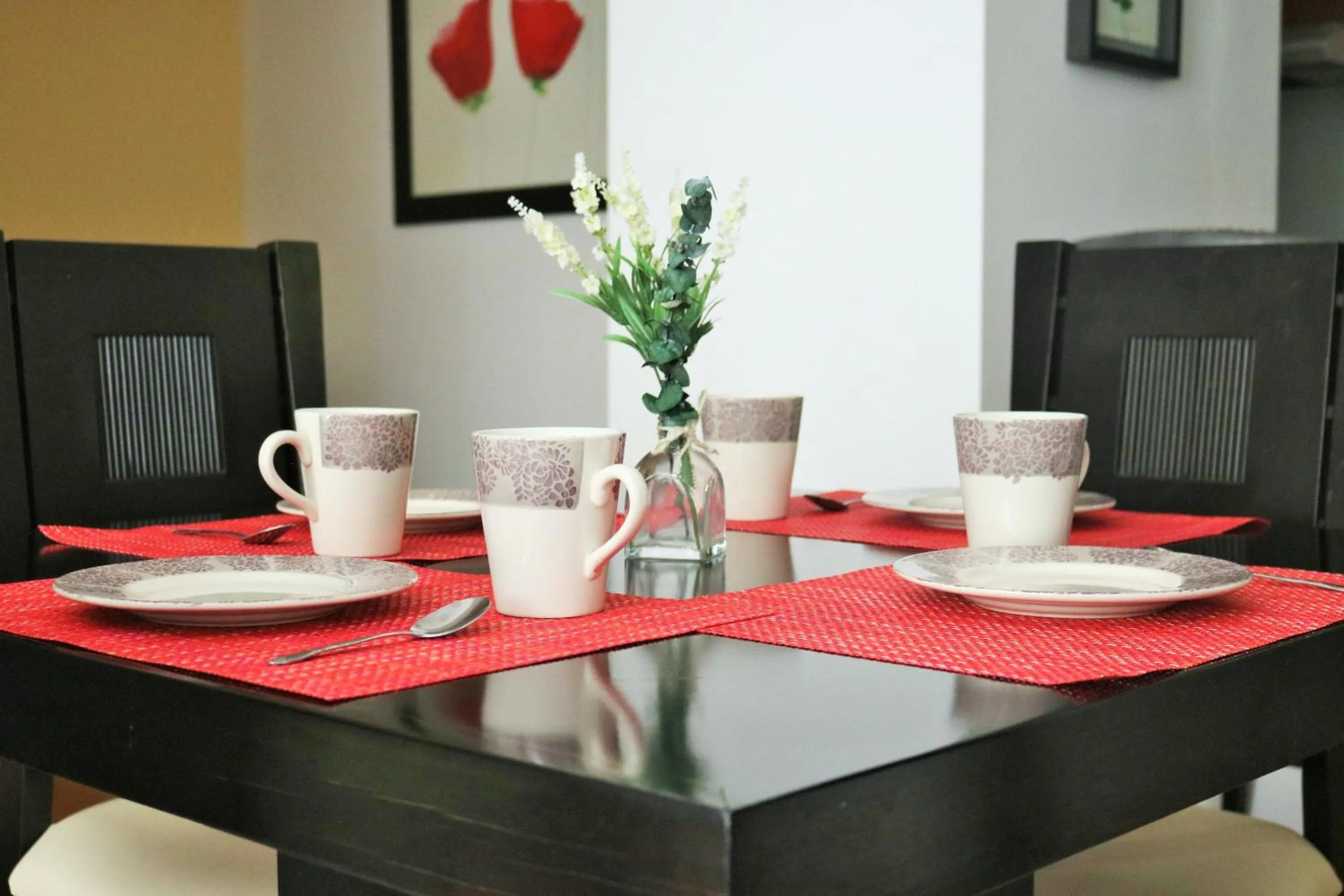 Dining area in Puerta Alameda Suites México
