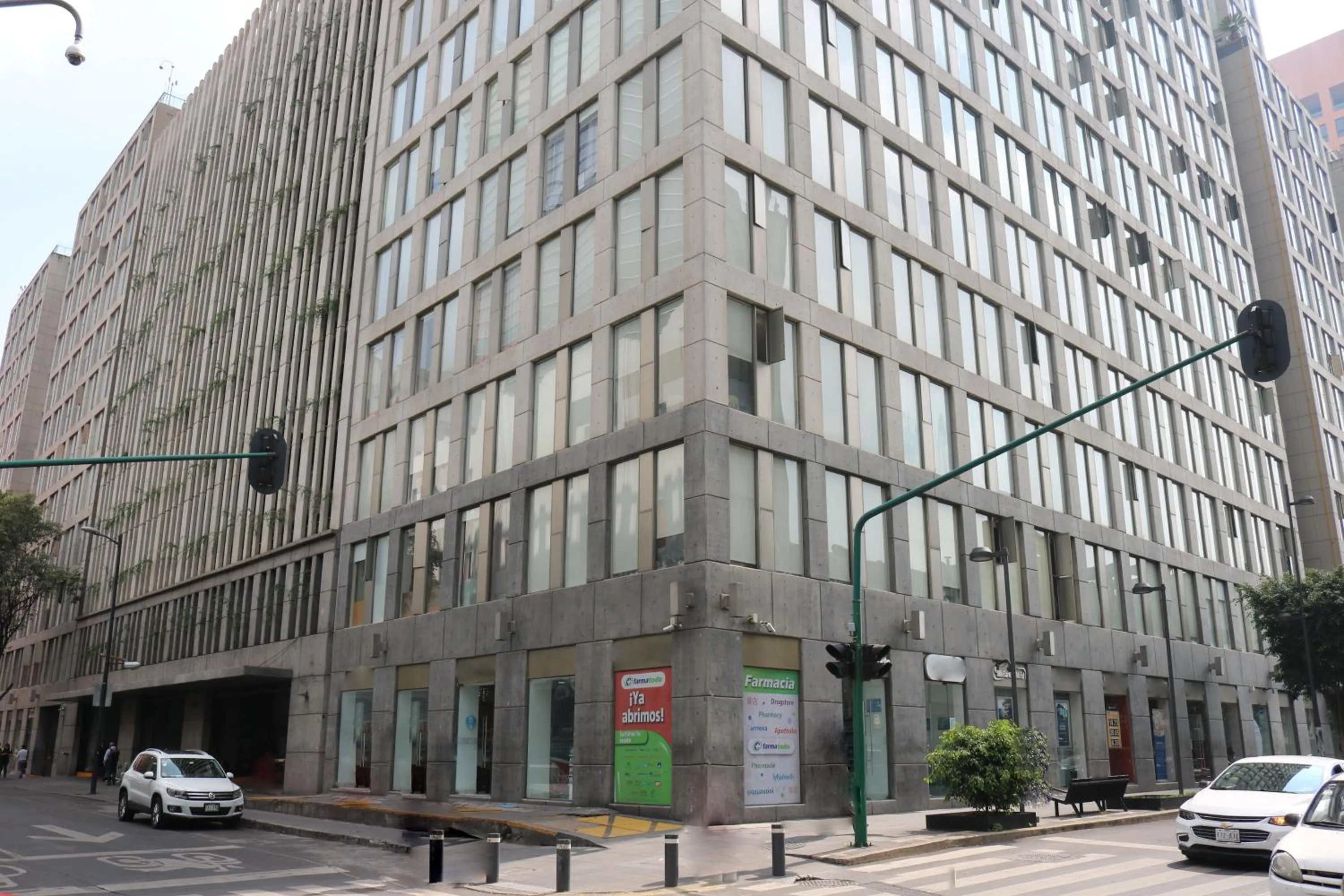 Street view in Puerta Alameda Suites México