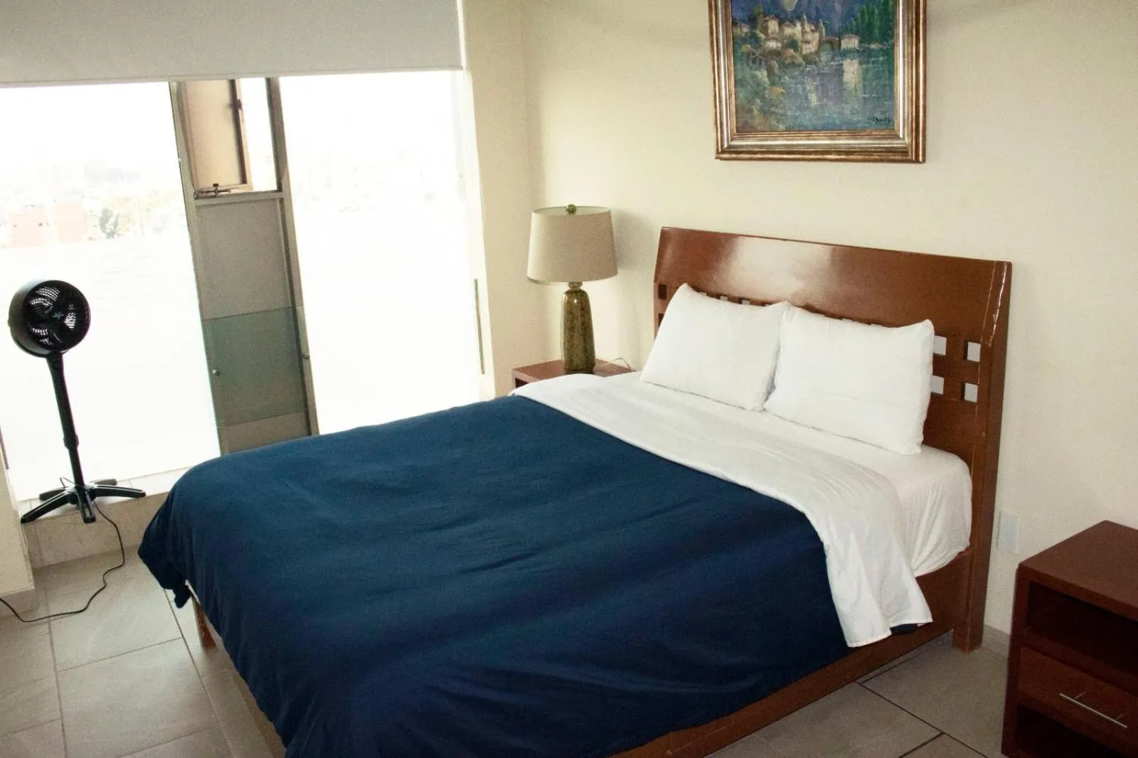 Bedroom, Bed in Puerta Alameda Suites México