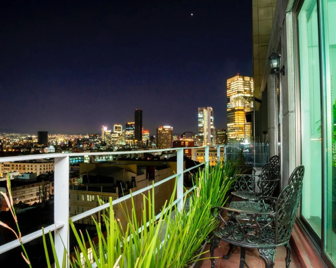Balcony/Terrace in Puerta Alameda Suites México