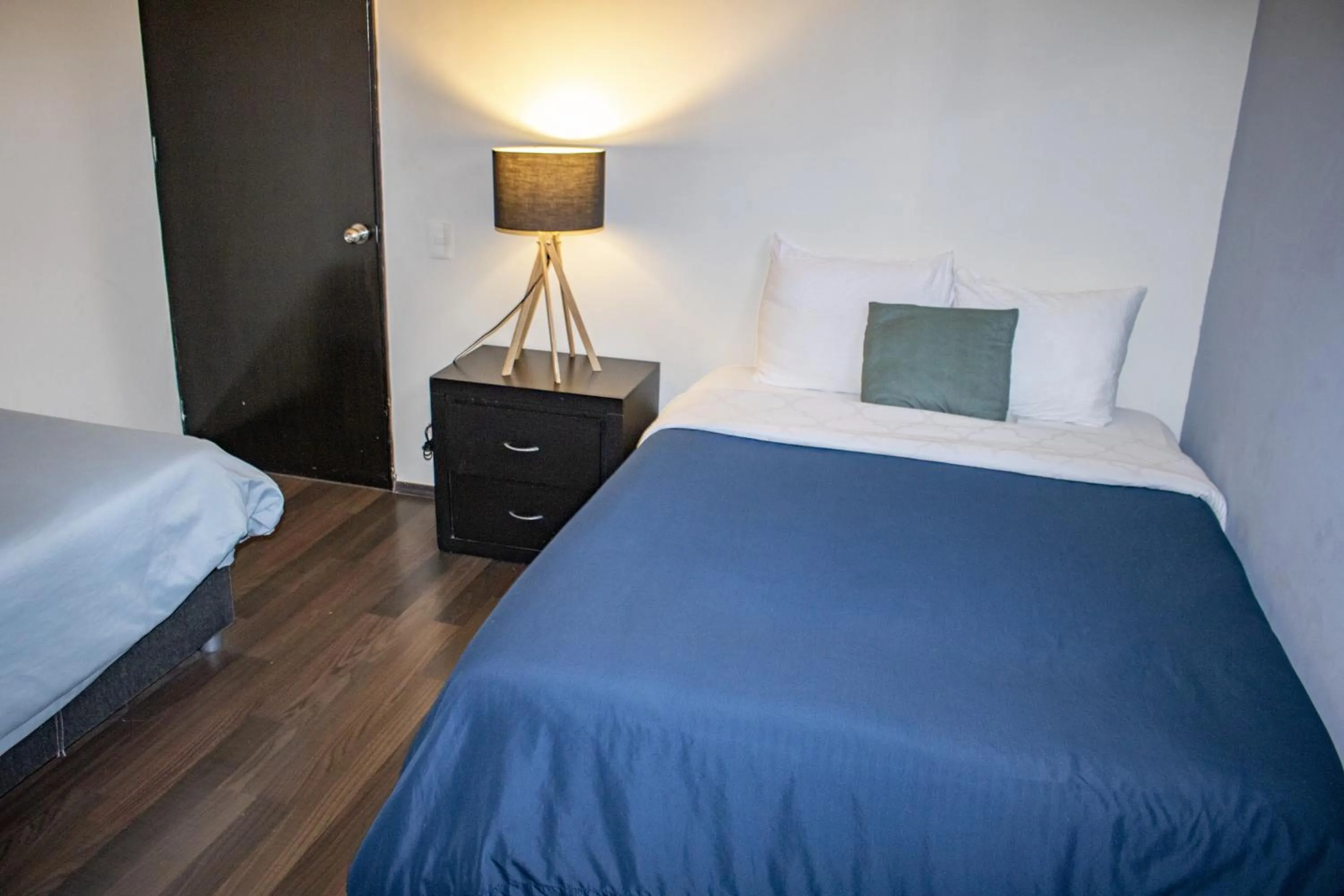 Bed in Puerta Alameda Suites México