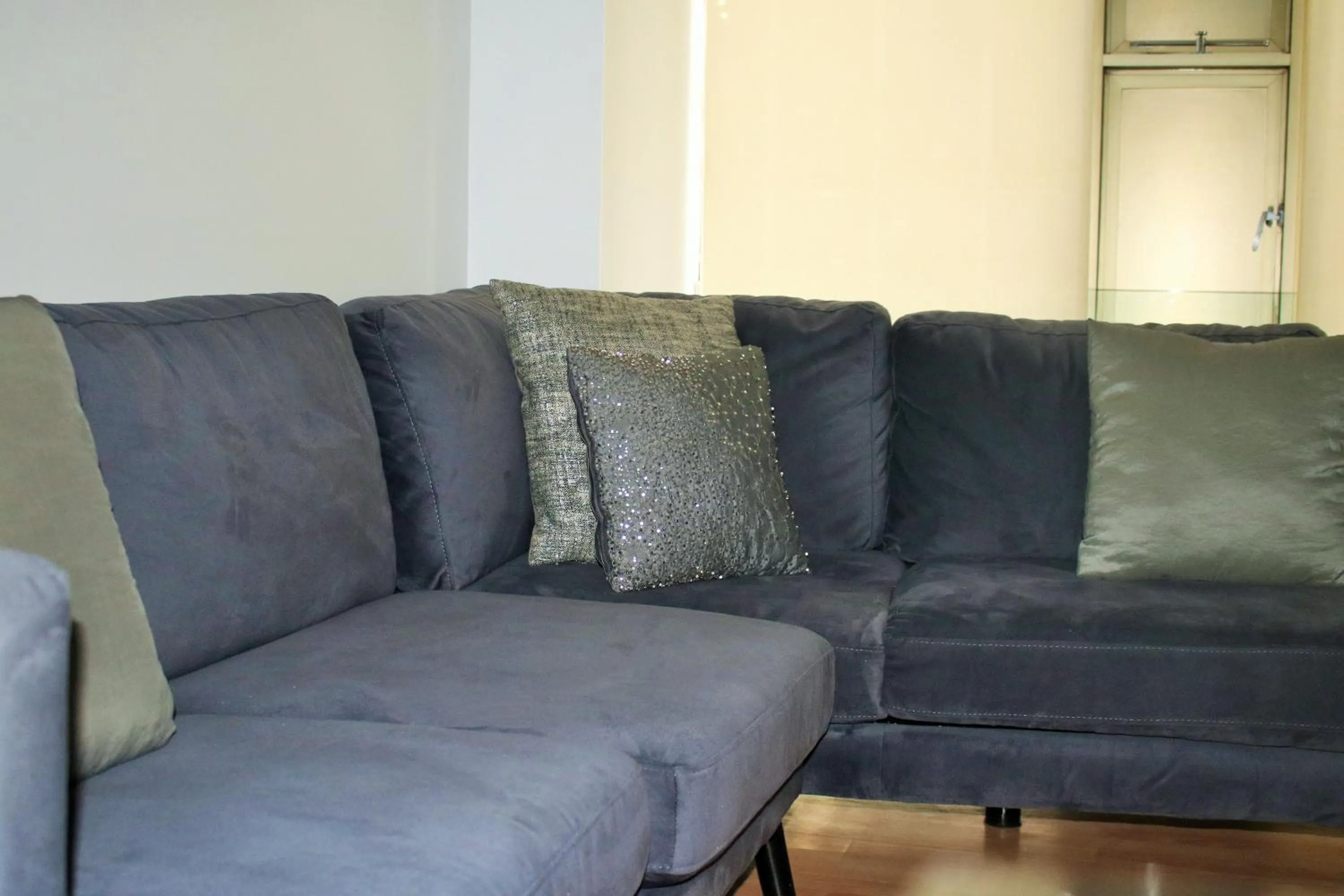 Living room in Puerta Alameda Suites México