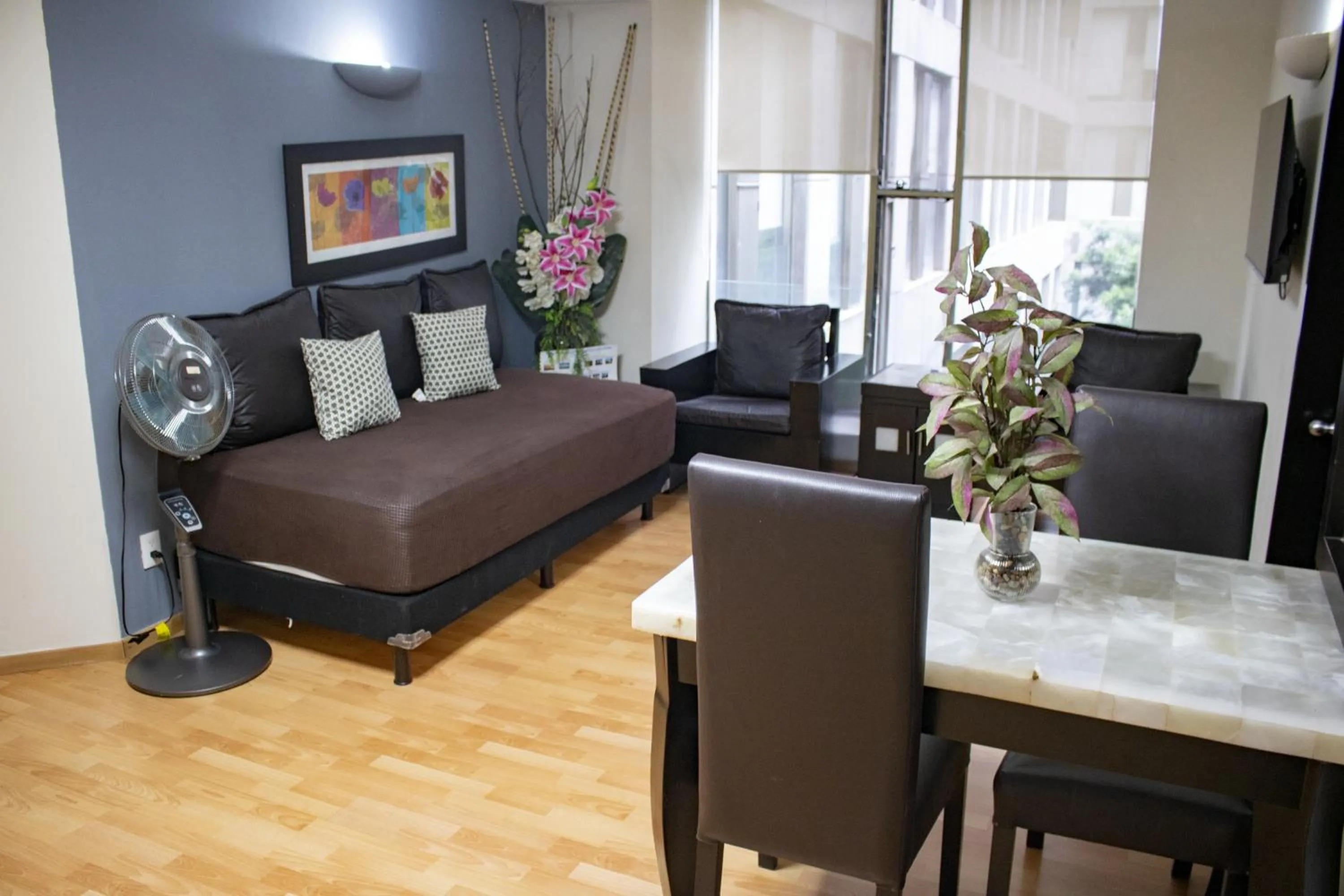 Bed in Puerta Alameda Suites México