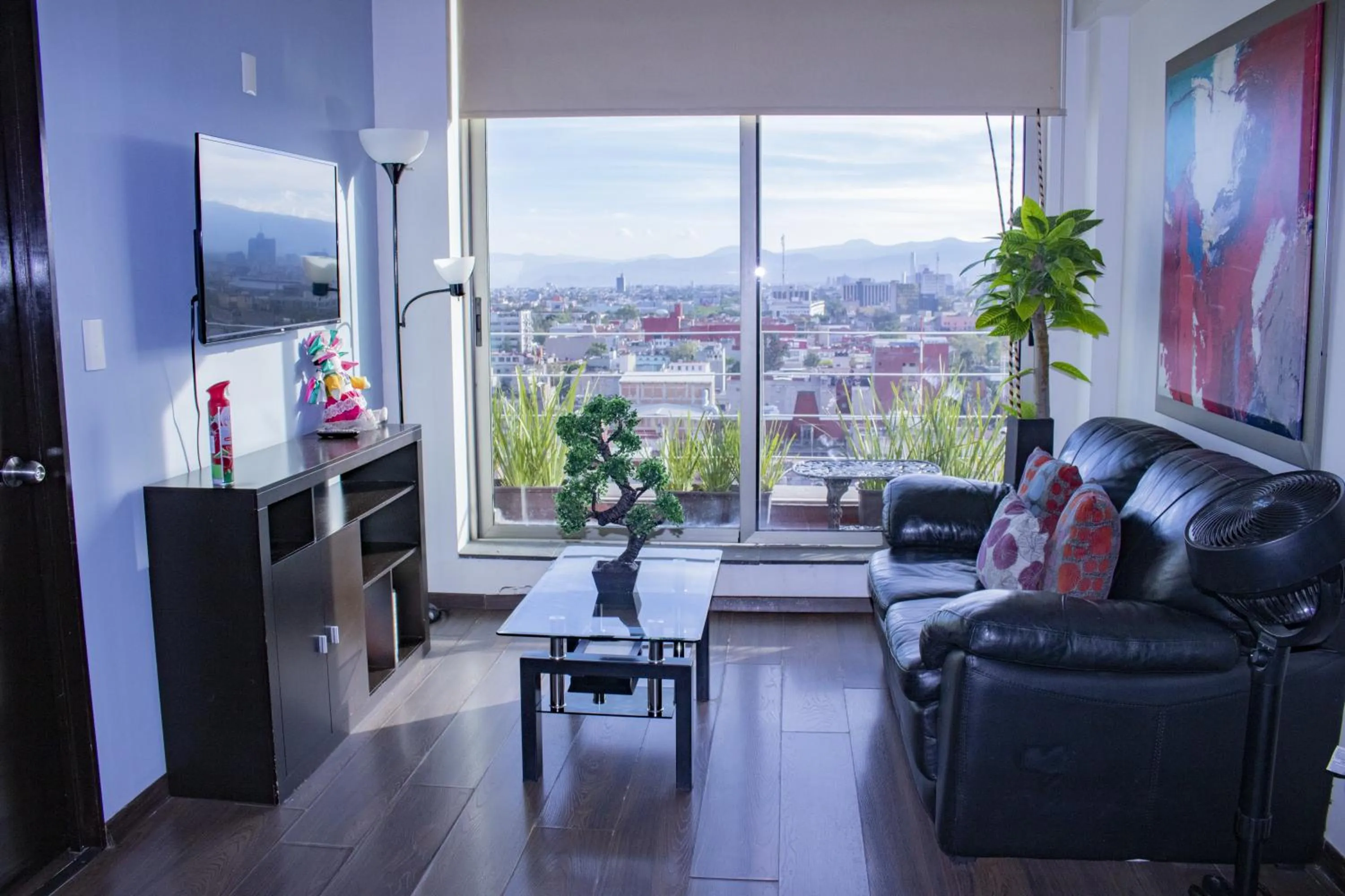 Living room in Puerta Alameda Suites México