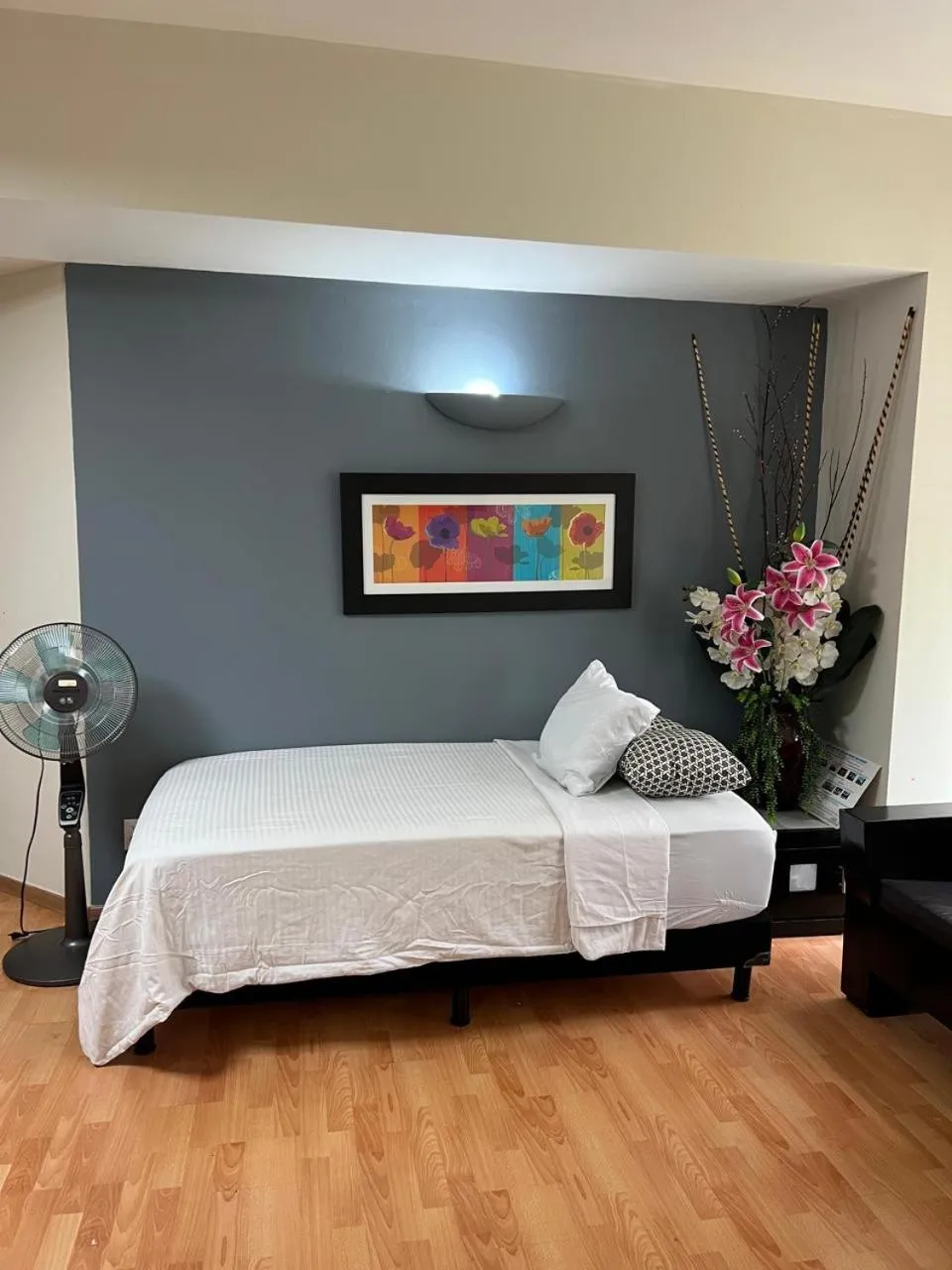 Bed in Puerta Alameda Suites México