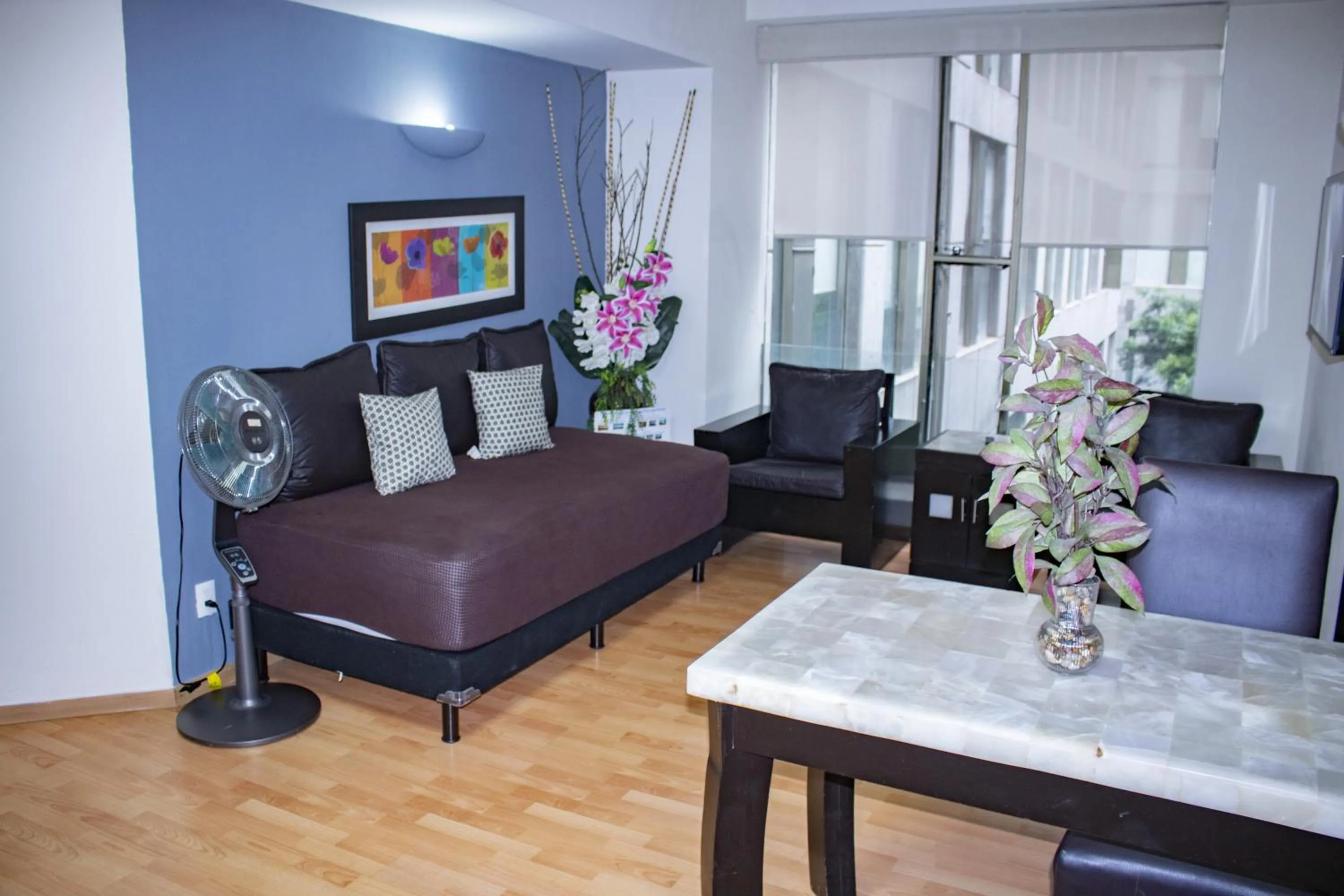 Bed in Puerta Alameda Suites México