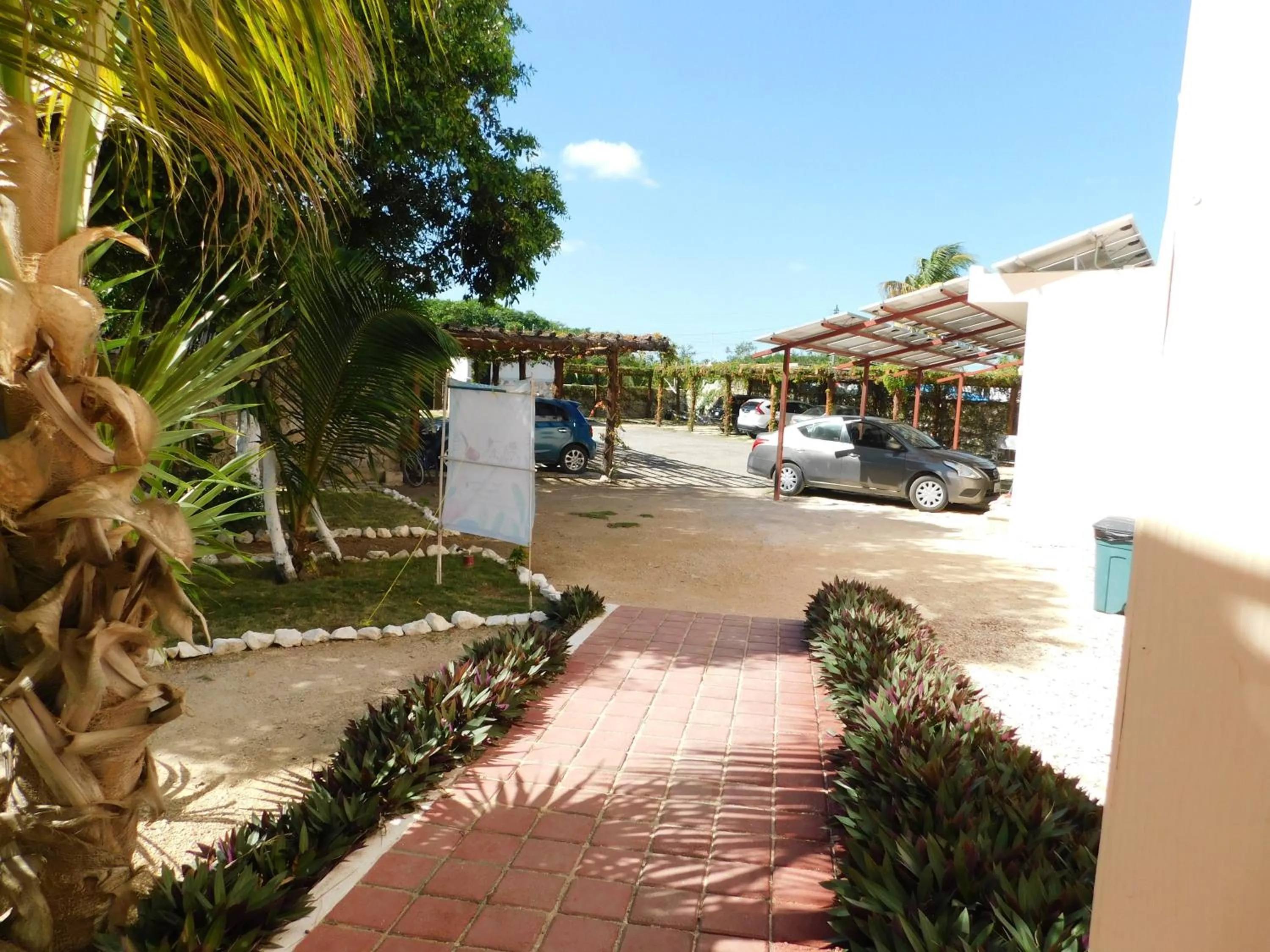 On site in Hotel El Perico Marinero