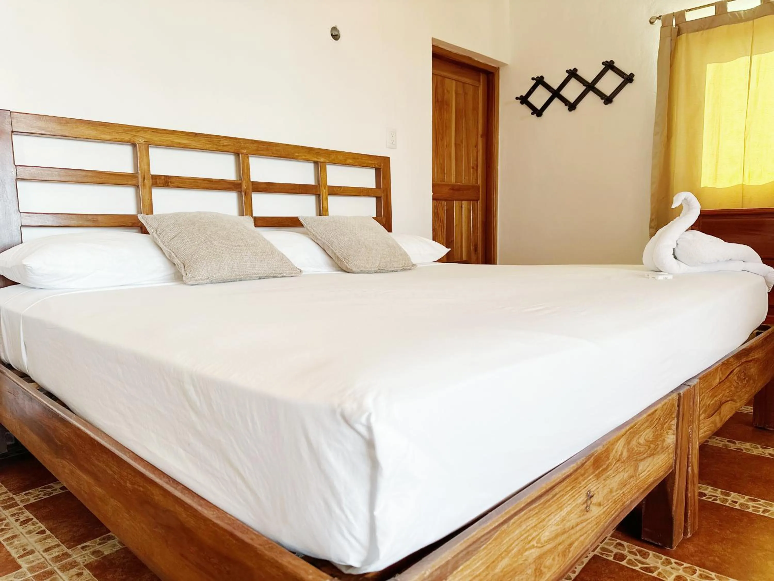 Bed in Hotel El Perico Marinero