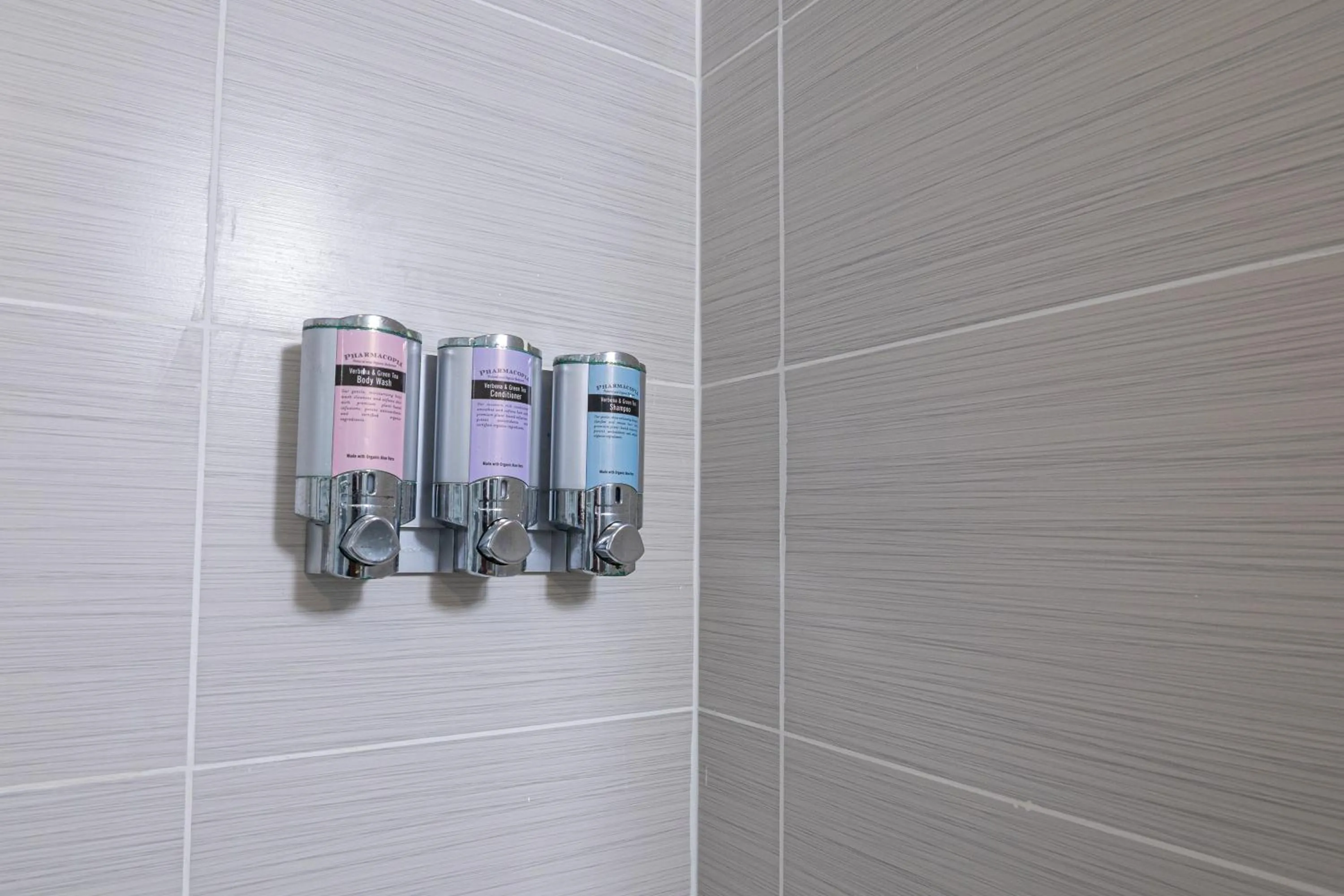 Bathroom in Hotel Room Near Disney 4 People