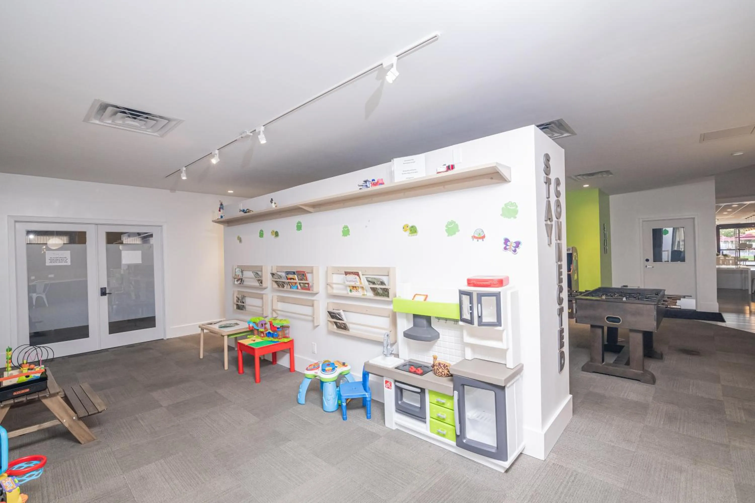 Children play ground in Hotel Room Near Disney 4 People