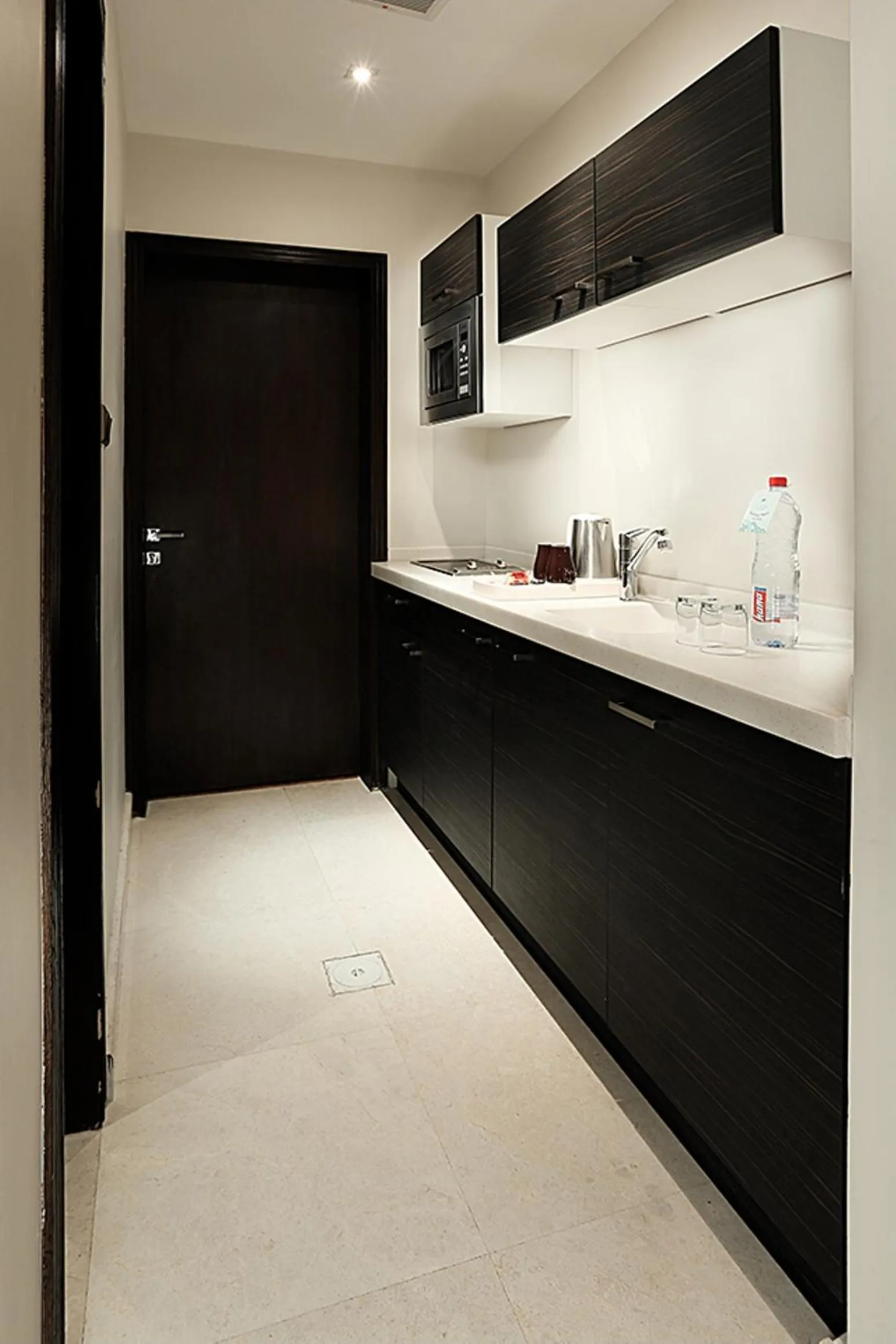 Kitchen or kitchenette in Aswar Serviced Apartments