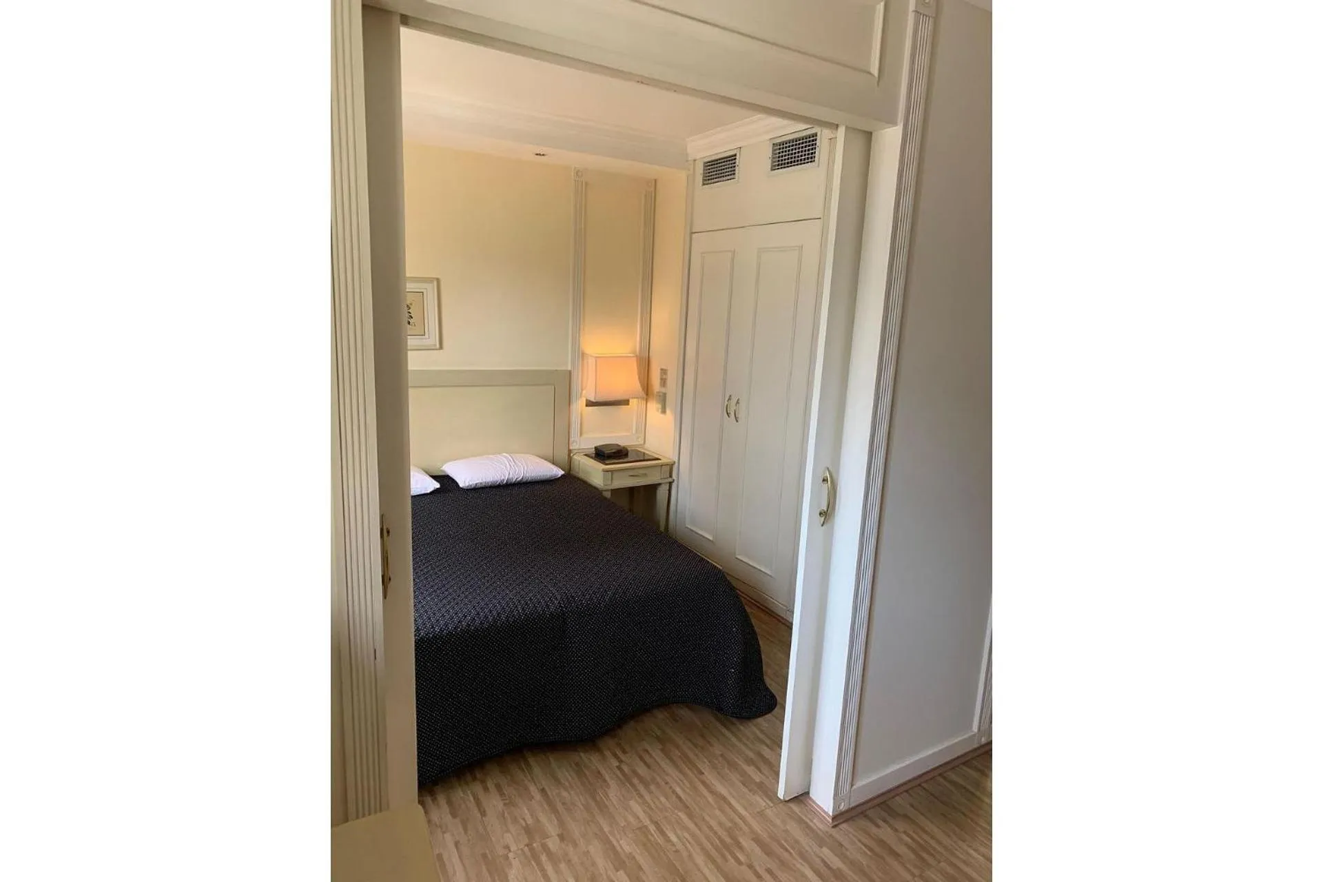 Bedroom, Bed in Charmoso Flat na Vila Oimpia