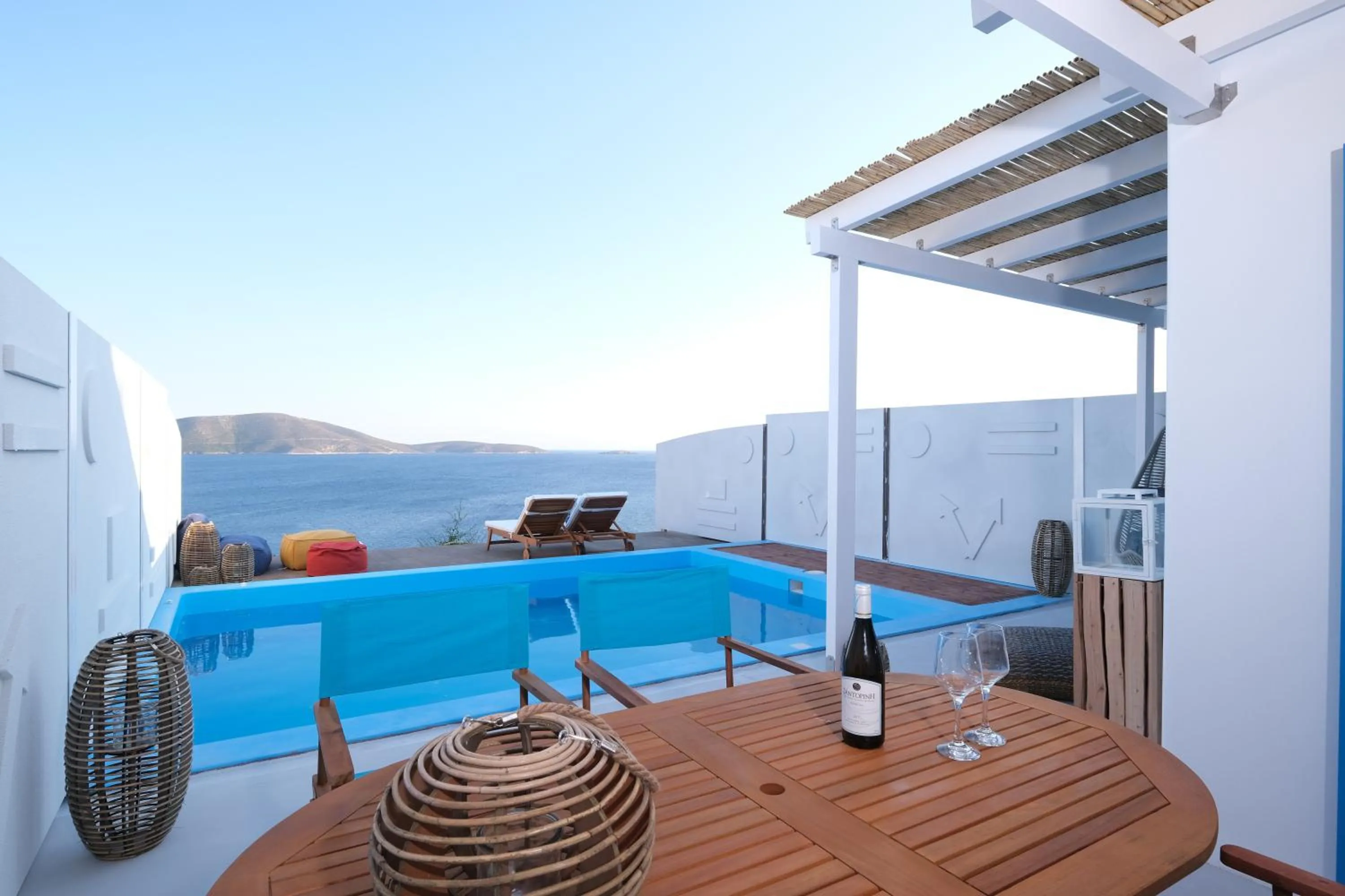Aelia Collection Suites - Adults Friendly