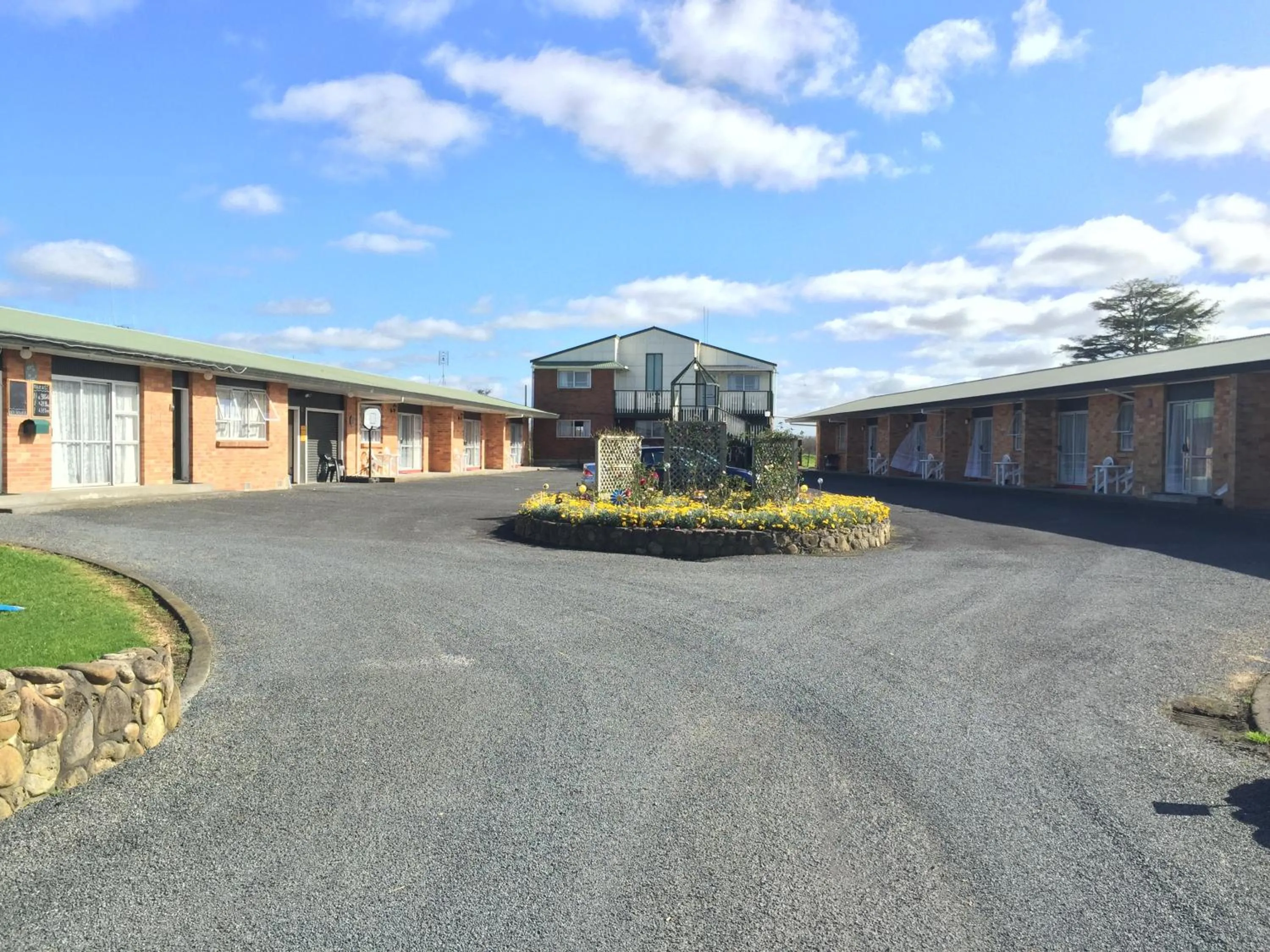 Property building in North End Motel