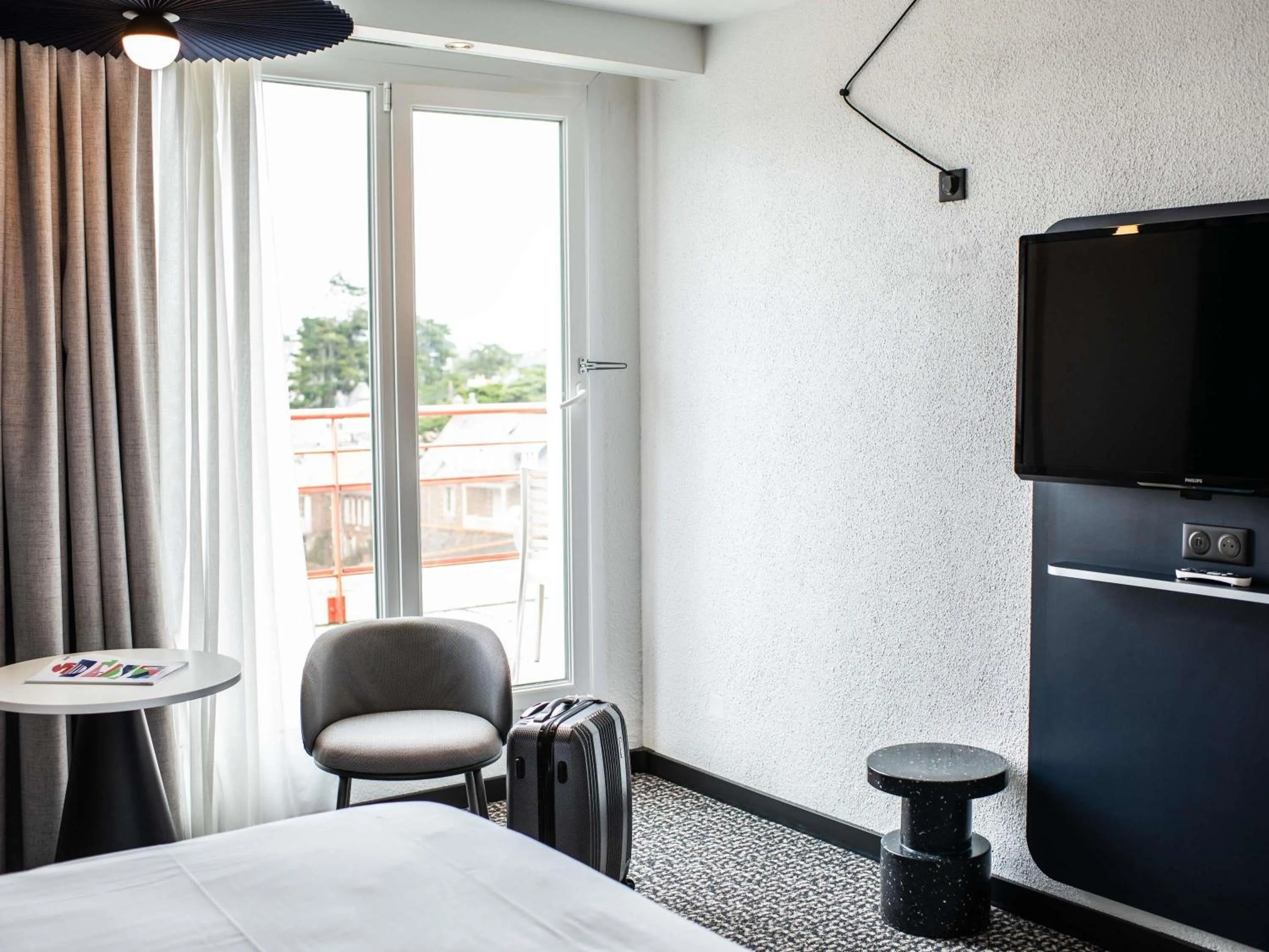 Property building, Bed in ibis La Baule Pornichet Plage
