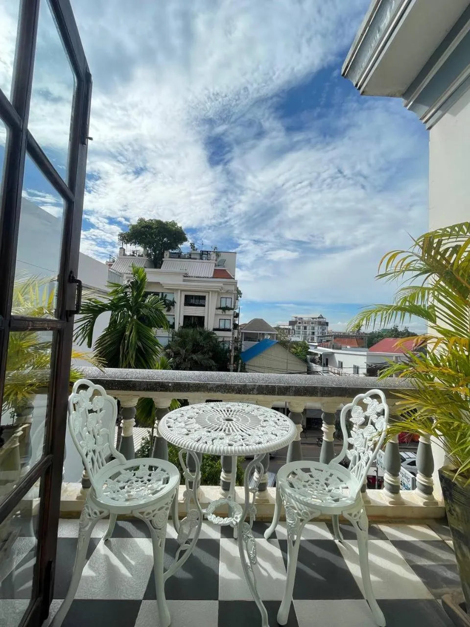 Parent Heritage Angkor Villa