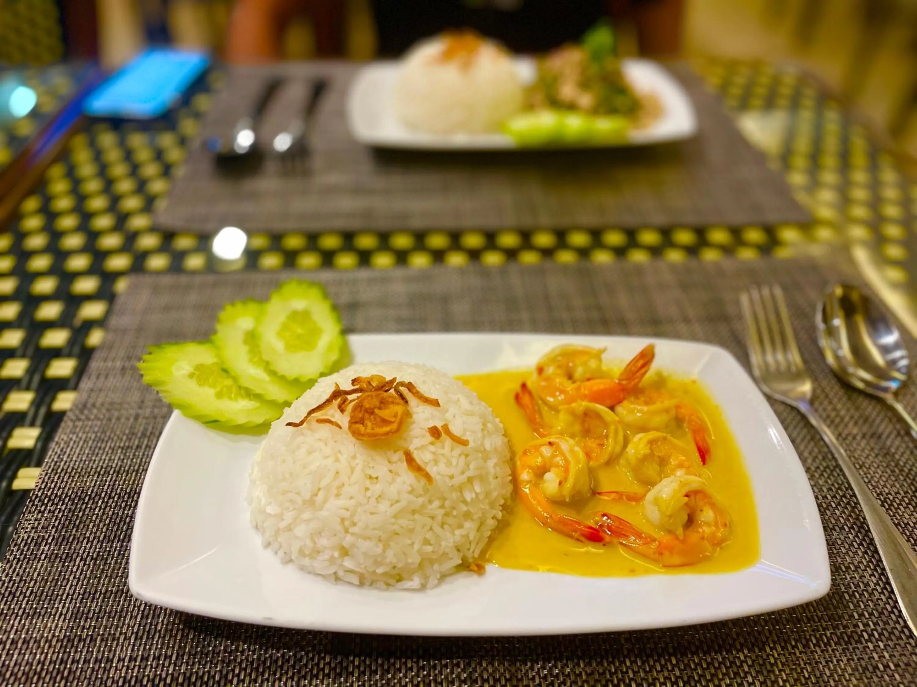 Restaurant/places to eat in The Little Moon Residence