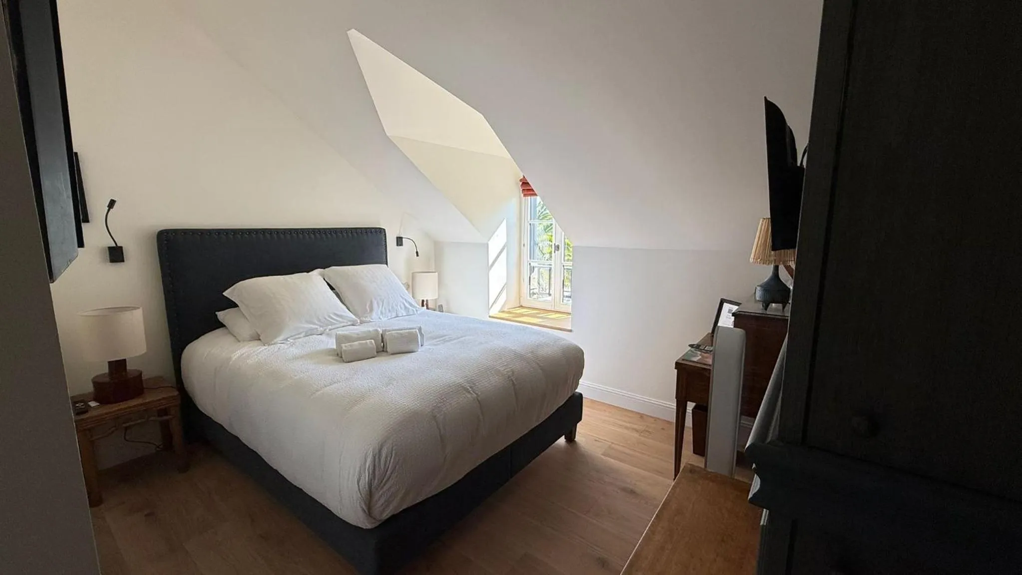 Photo of the whole room, Bed in Manoir Des Douets Fleuris