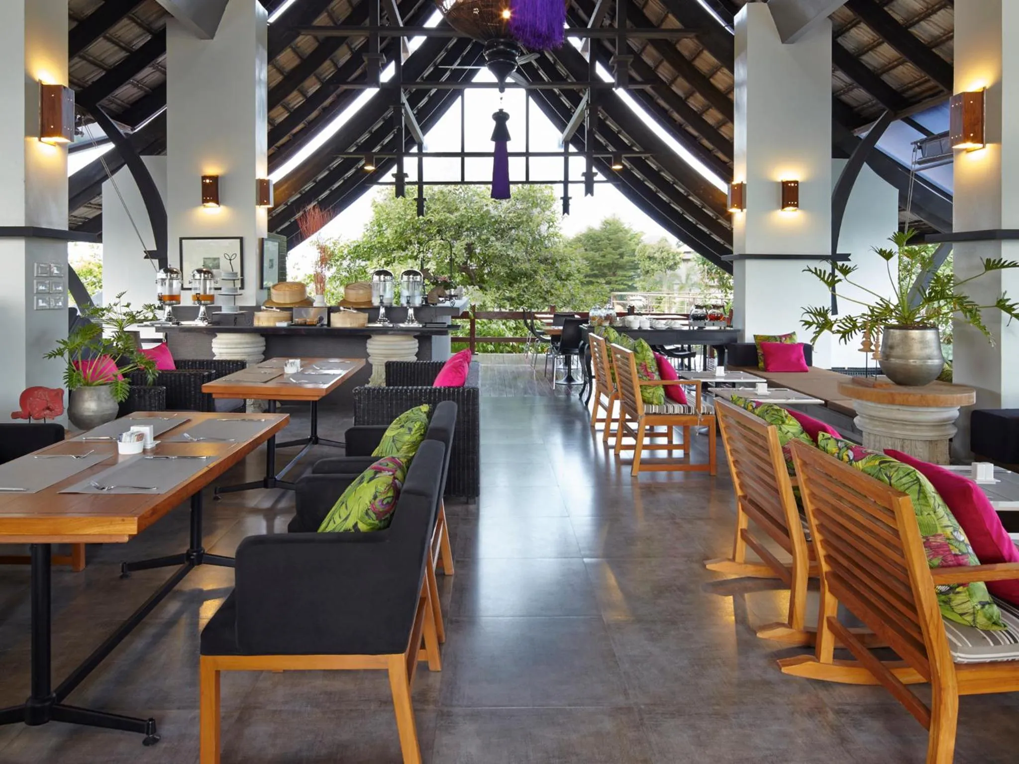 Restaurant/places to eat in Villa Villa Pattaya
