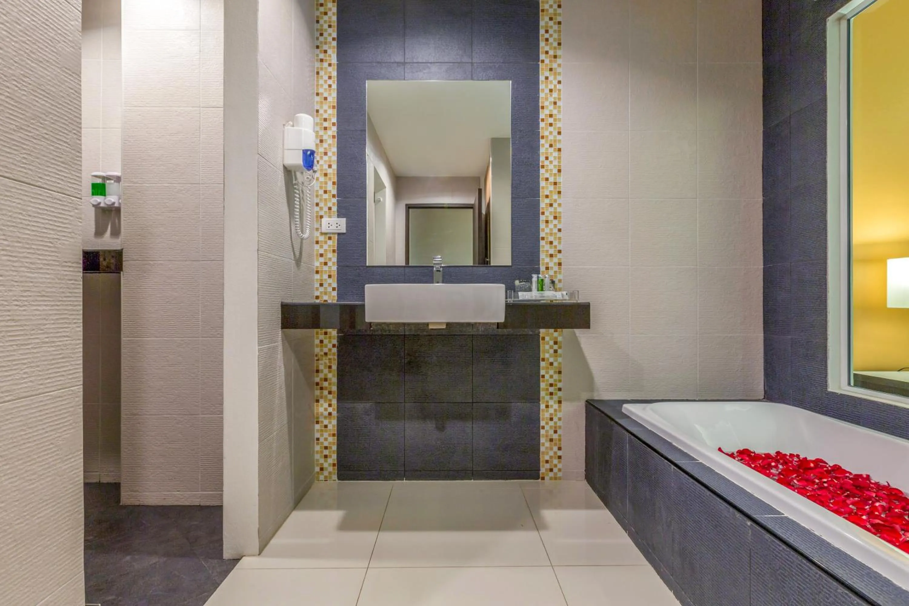 Bathroom in Chanalai Hillside Resort, Karon Beach