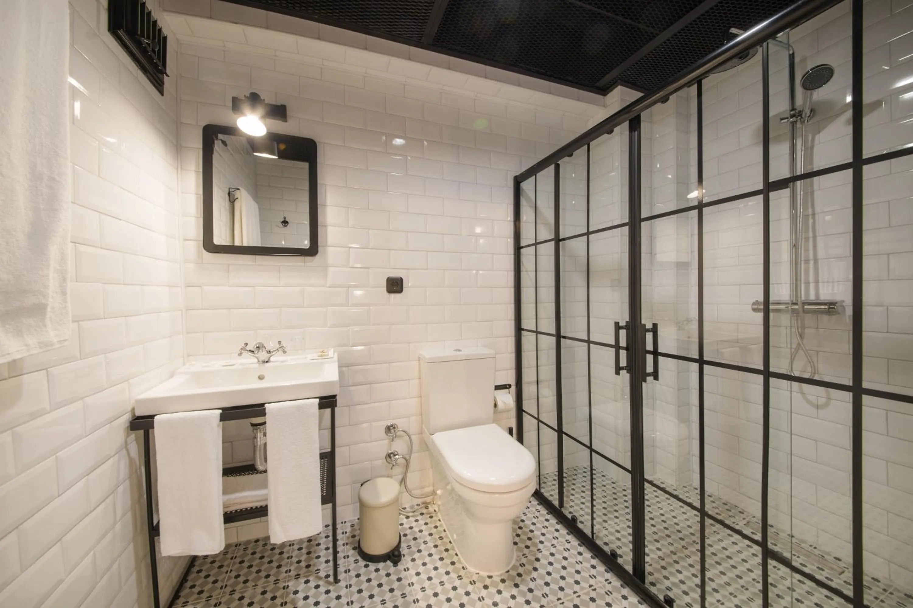 Bathroom in GARP HOTEL