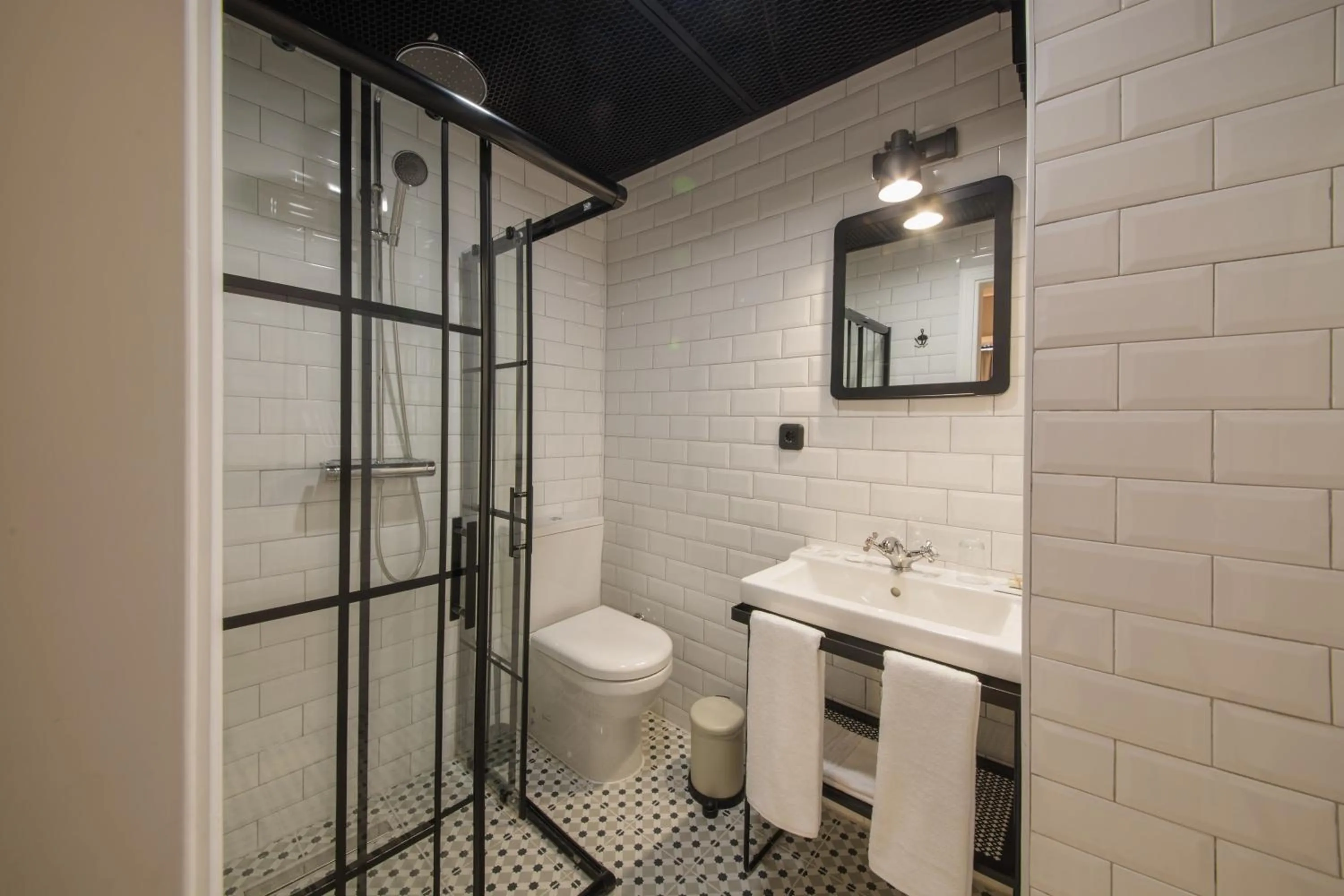 Bathroom in GARP HOTEL