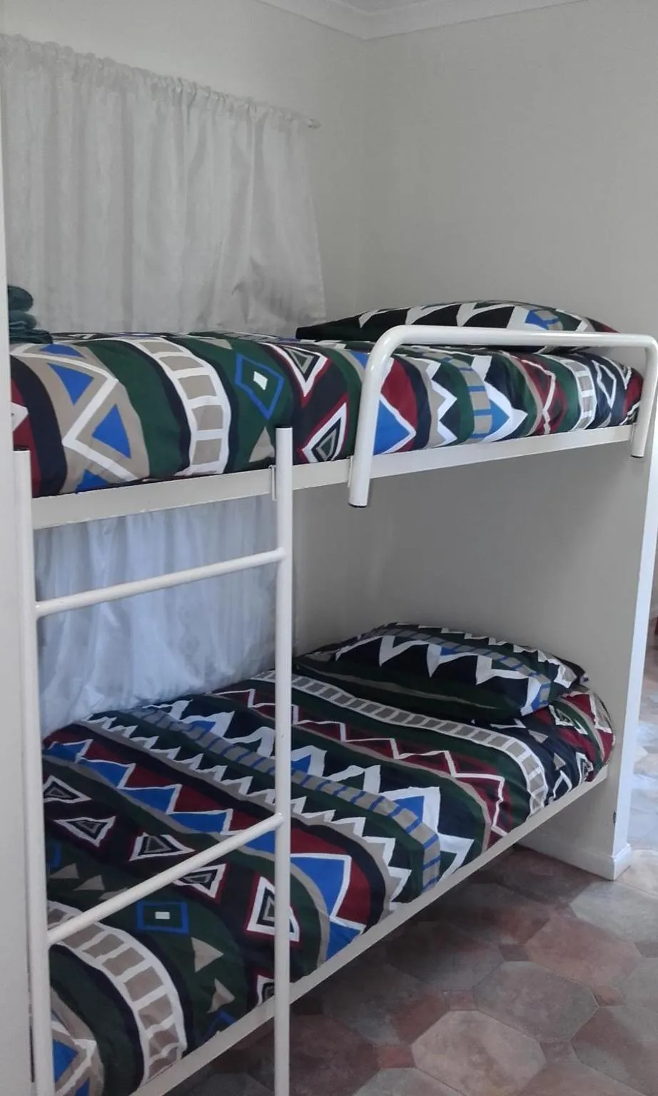 Bed in Acclaim Gateway Tourist Park