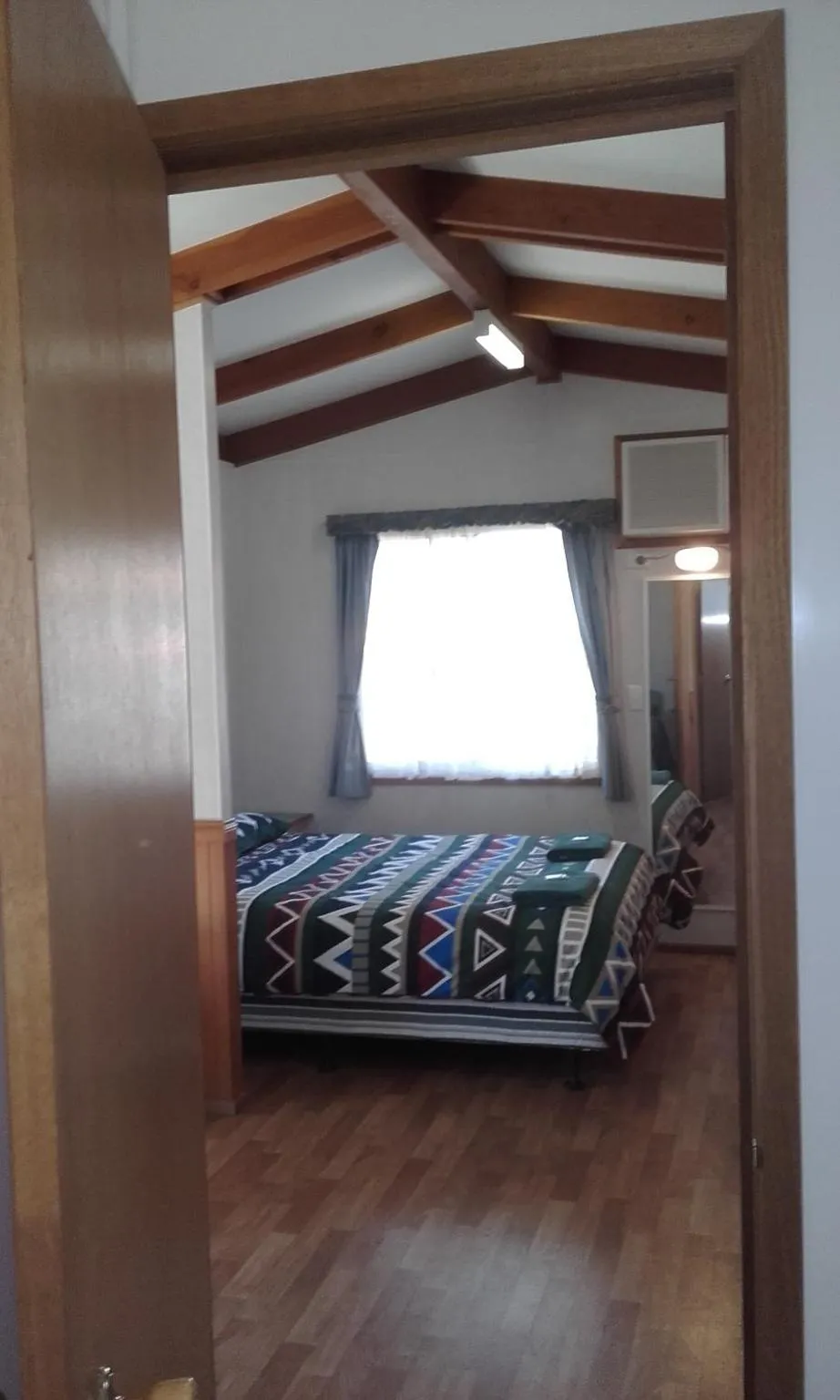 Bed in Acclaim Gateway Tourist Park