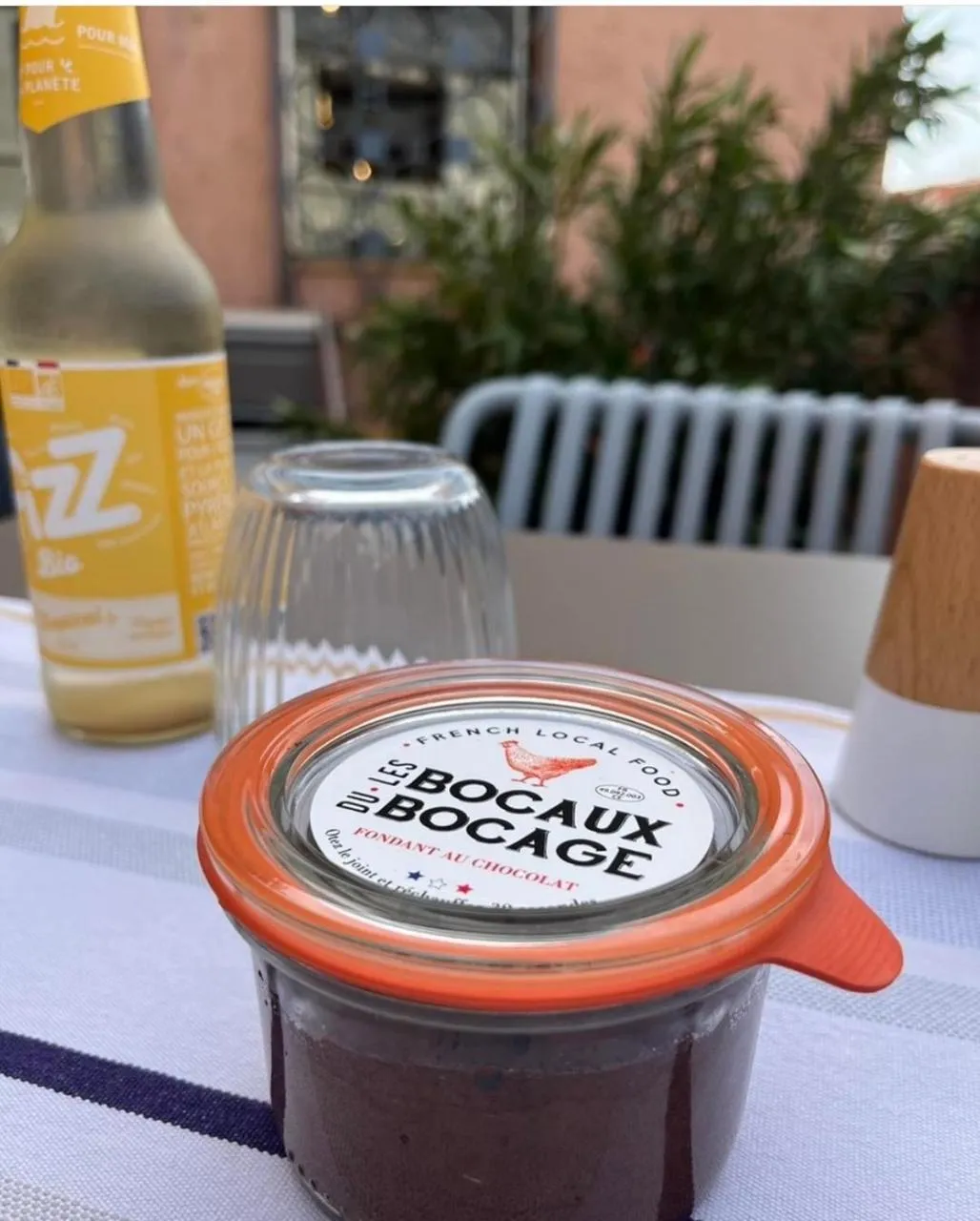 Food and drinks in Hôtel PB - Paris-Barcelone