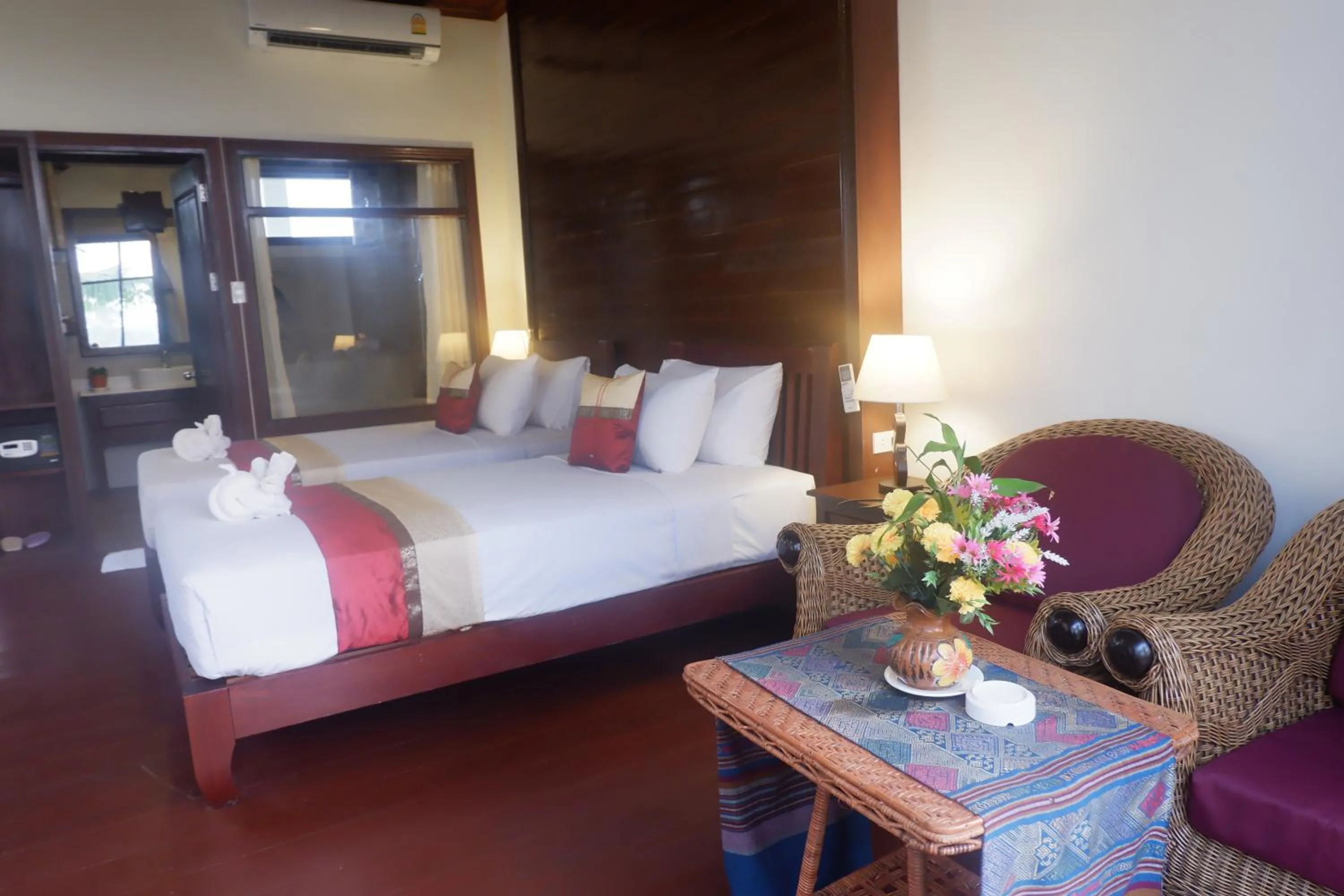Bed in Sengahloune Resort