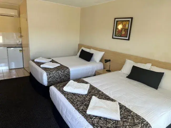 Standard Twin Room in City Centre Motel Kempsey Standard Twin Room in City Centre Motel Kempsey