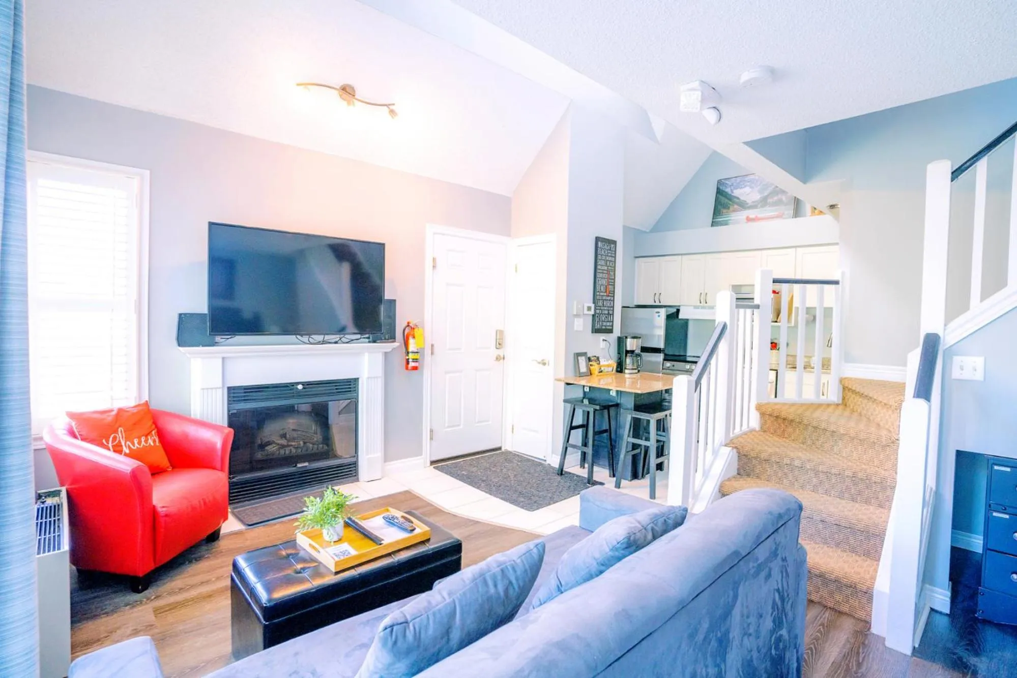 Gorgeous Loft in the Heart of Blue Mountain