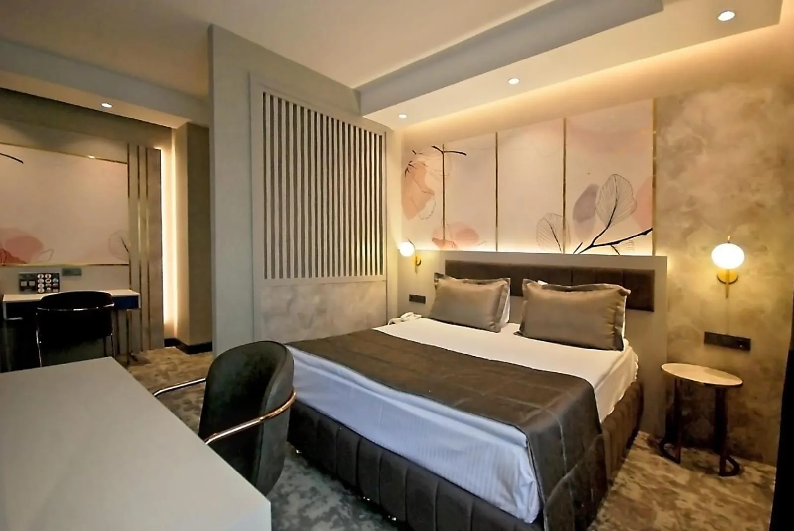 Bed in Starton Hotel