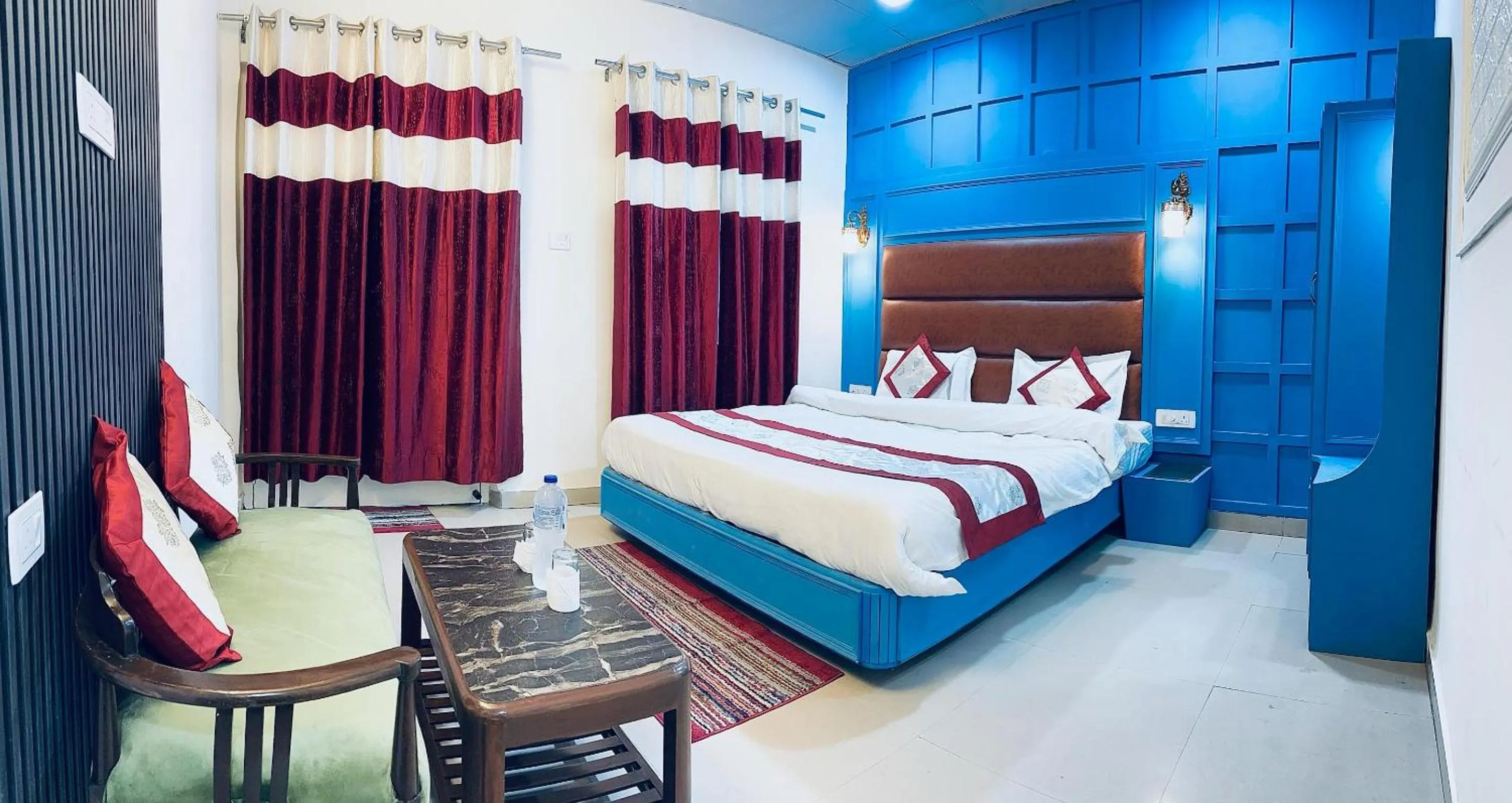 Bed in Hotel Amar
