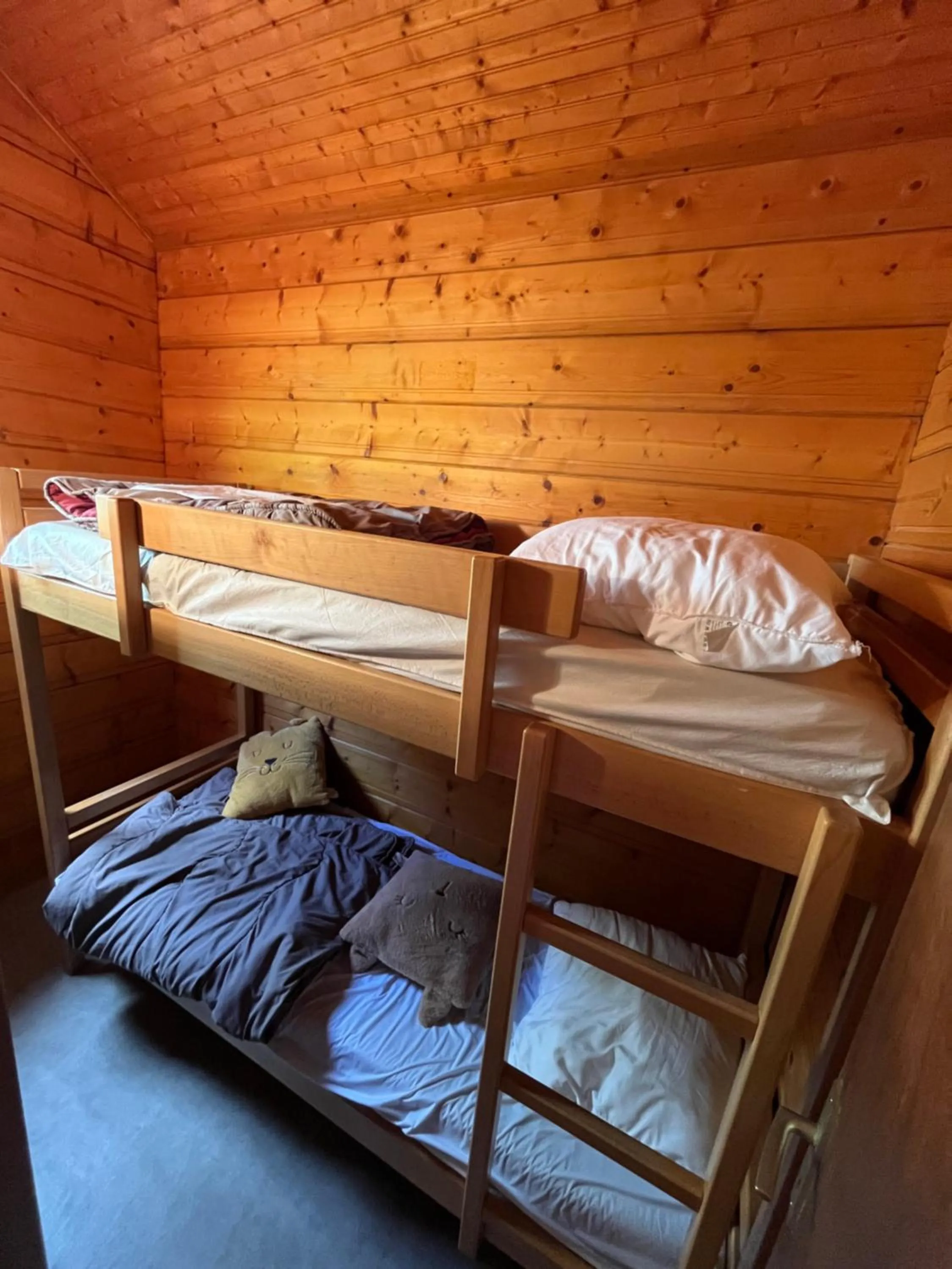 Bedroom in Camping du Lac de Saint-Pardoux