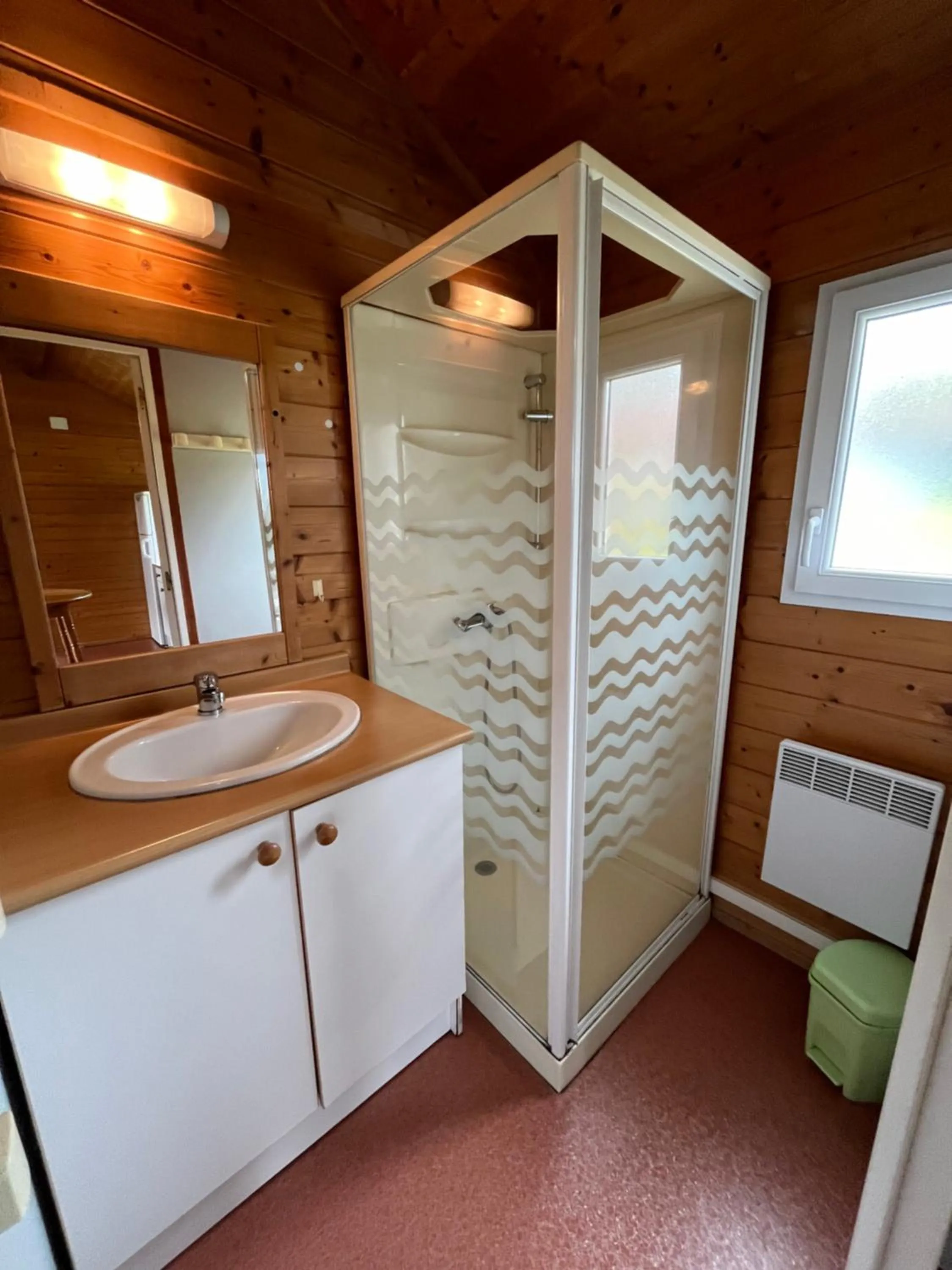 Bathroom in Camping de Saulieu