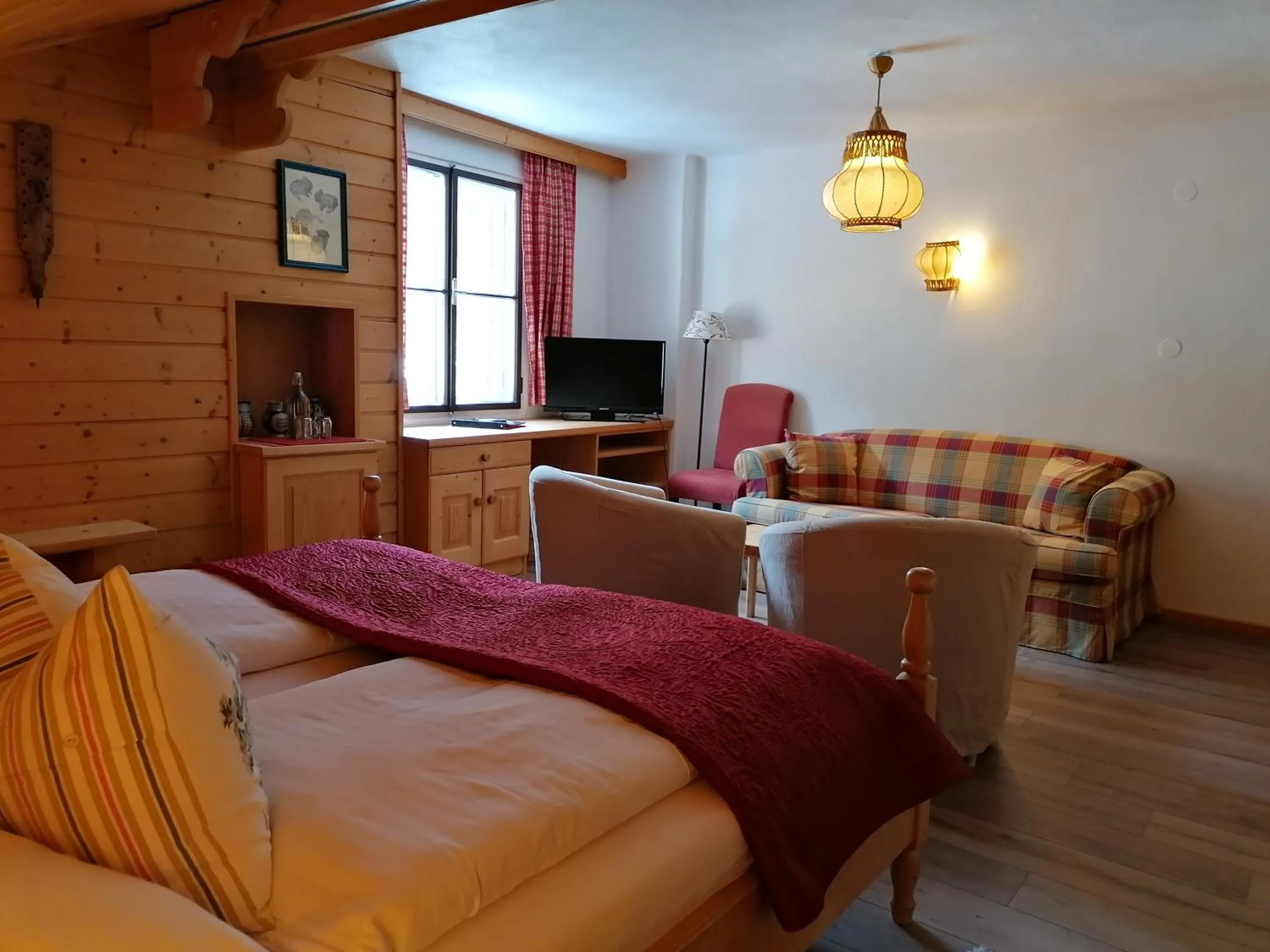 Staff in Hotel Schlosswirt