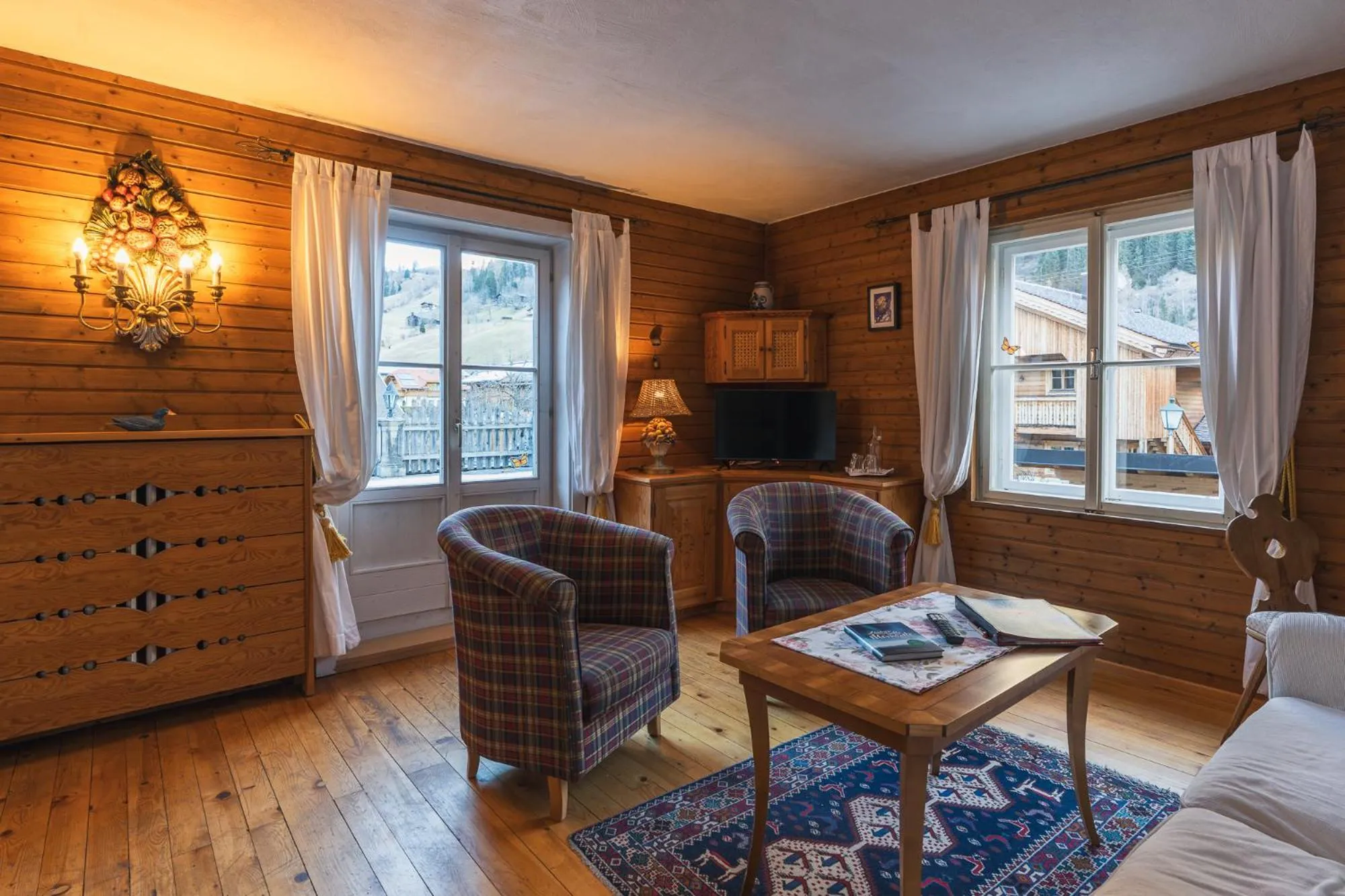 TV and multimedia in Hotel Schlosswirt