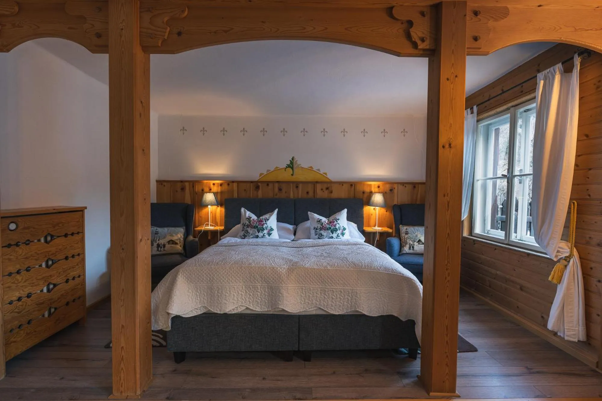 Photo of the whole room, Bed in Hotel Schlosswirt