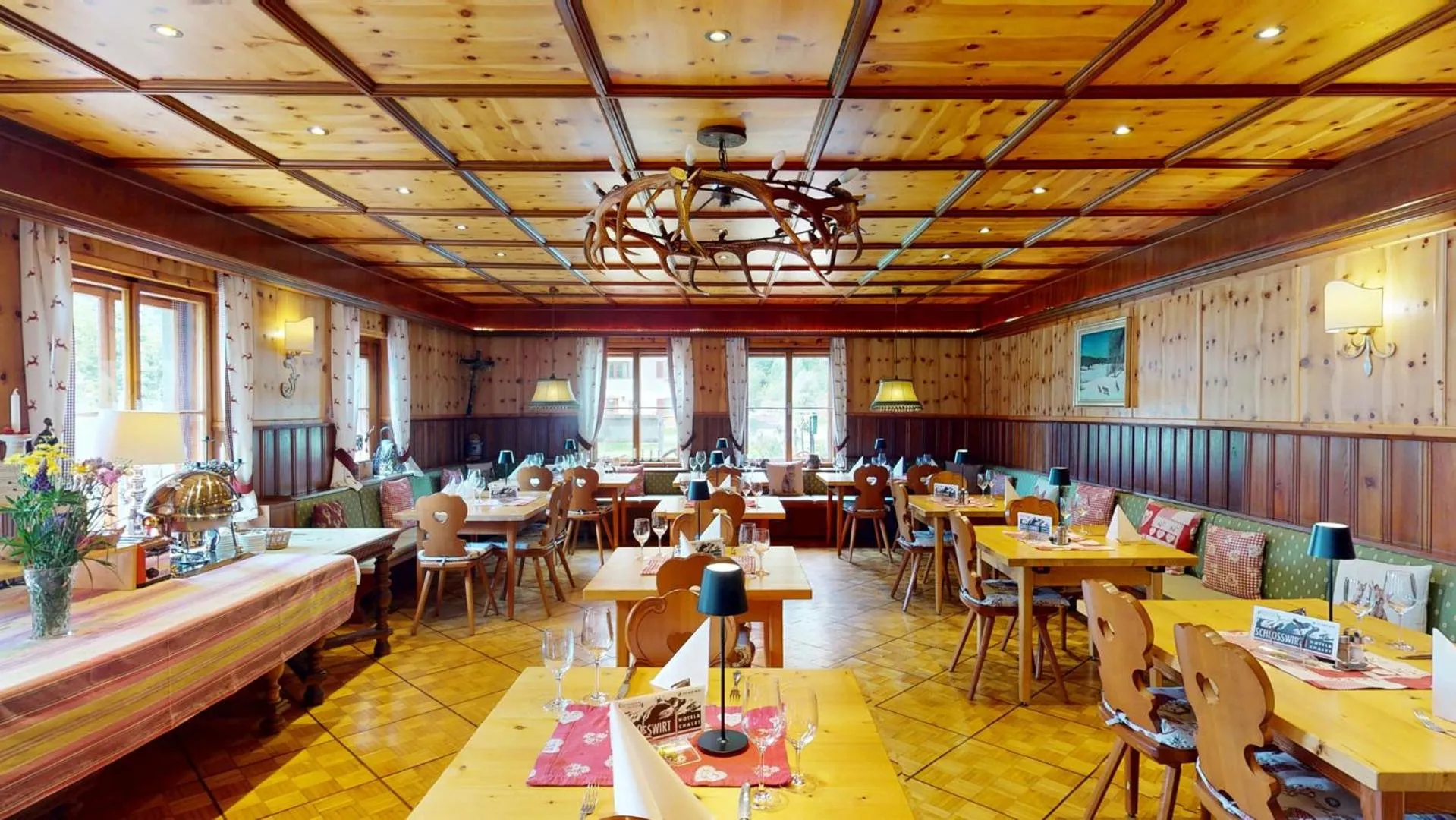 Restaurant/places to eat in Hotel Schlosswirt