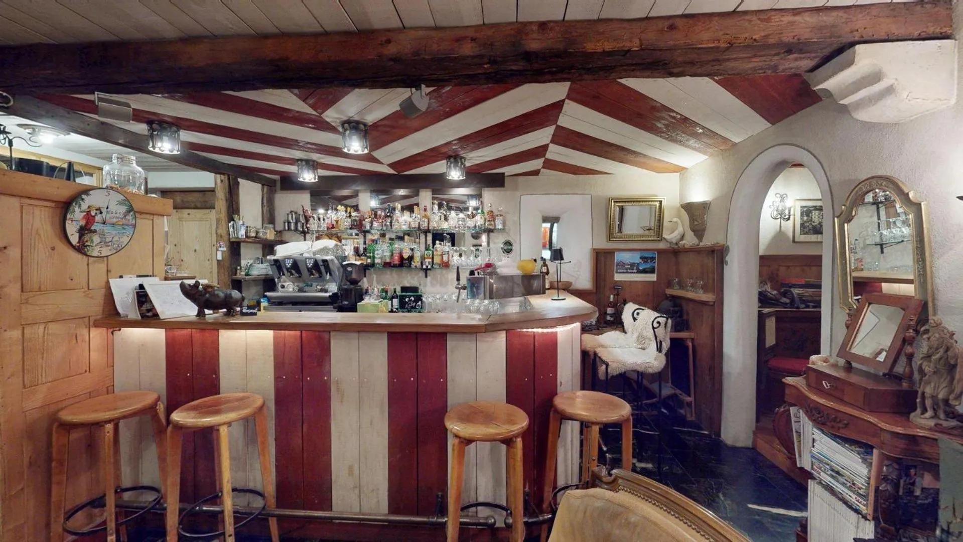 Lounge or bar in Hotel Schlosswirt