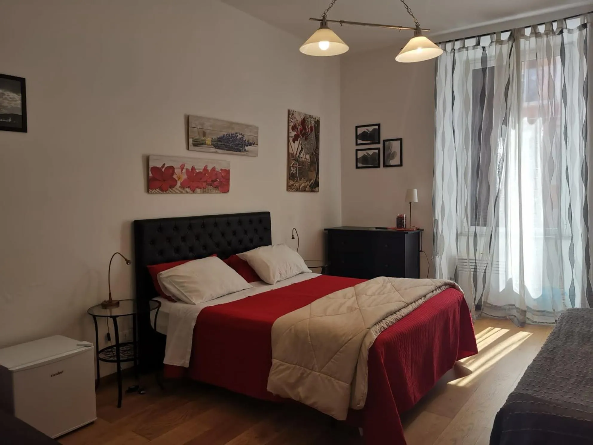 Photo of the whole room, Bed in Home 103