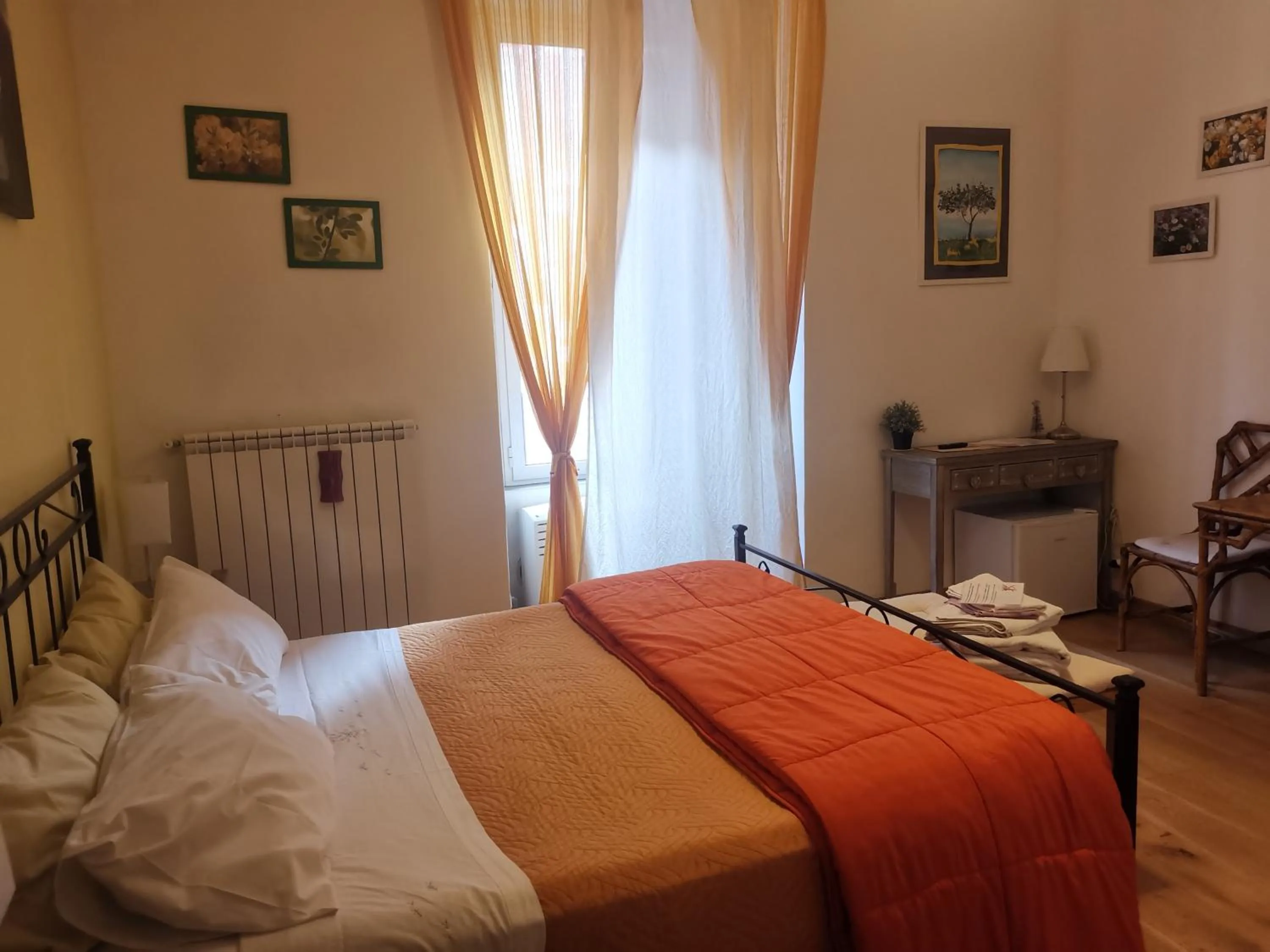 Photo of the whole room, Bed in Home 103