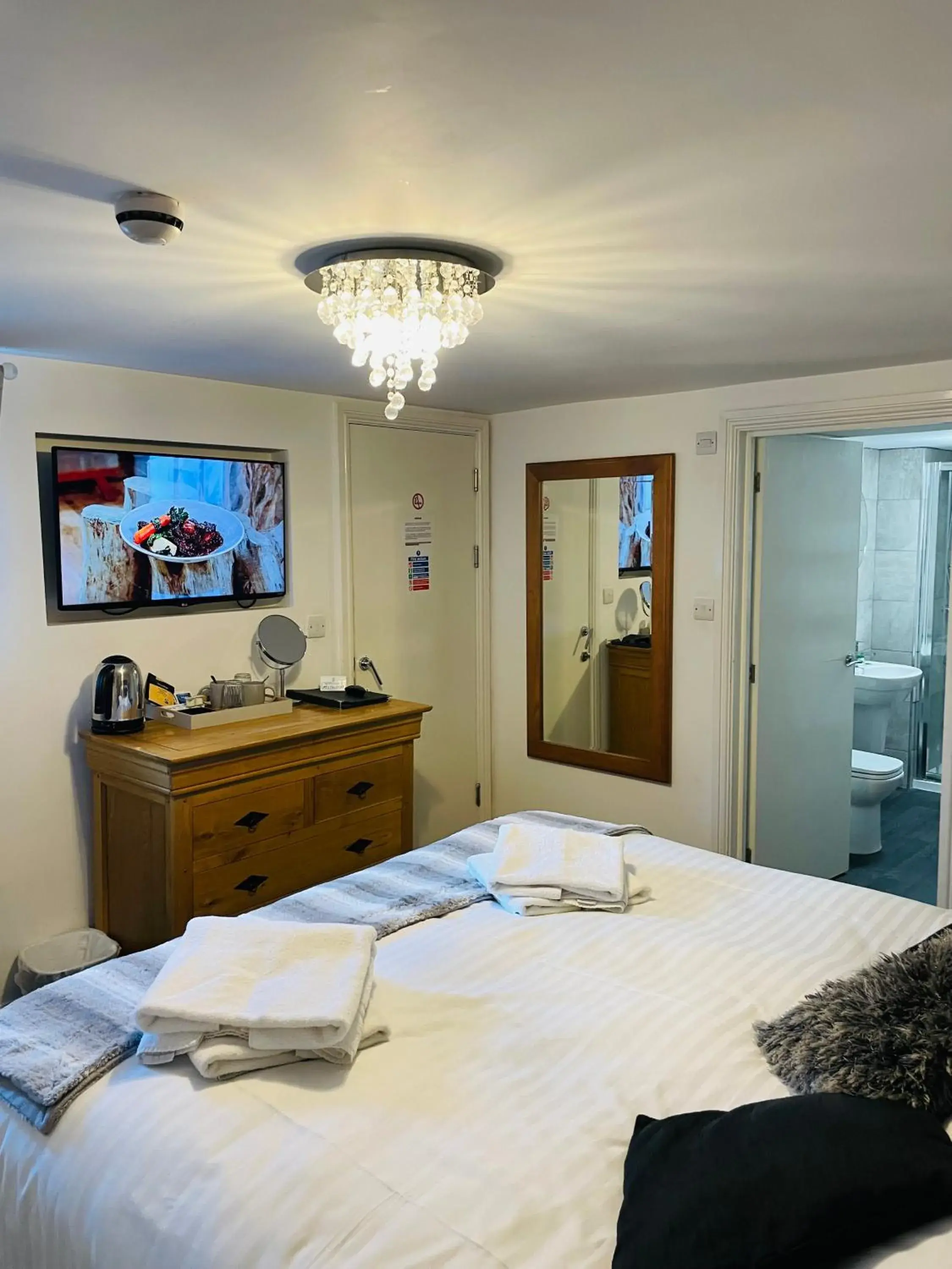 Bed in Jasmine House Bed in Jasmine House