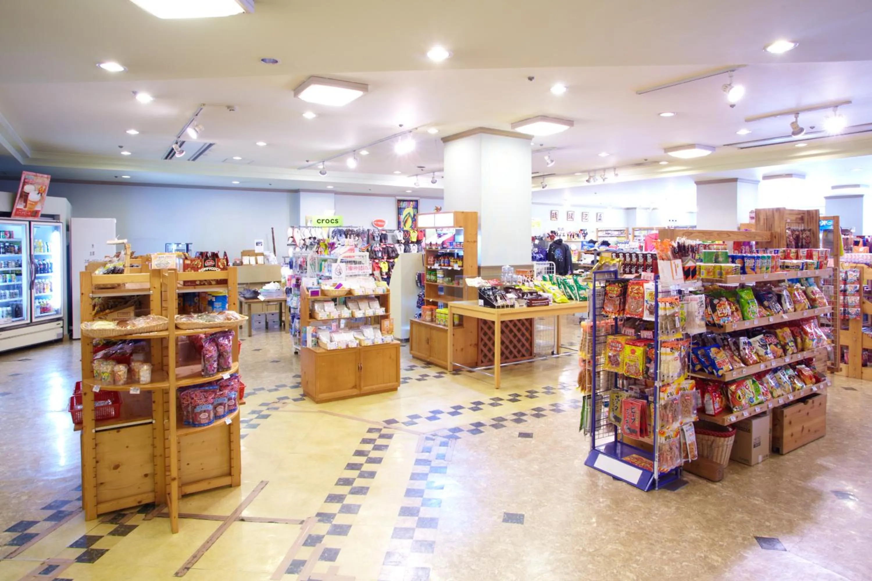 On-site shops in Pacific Hotel Okinawa