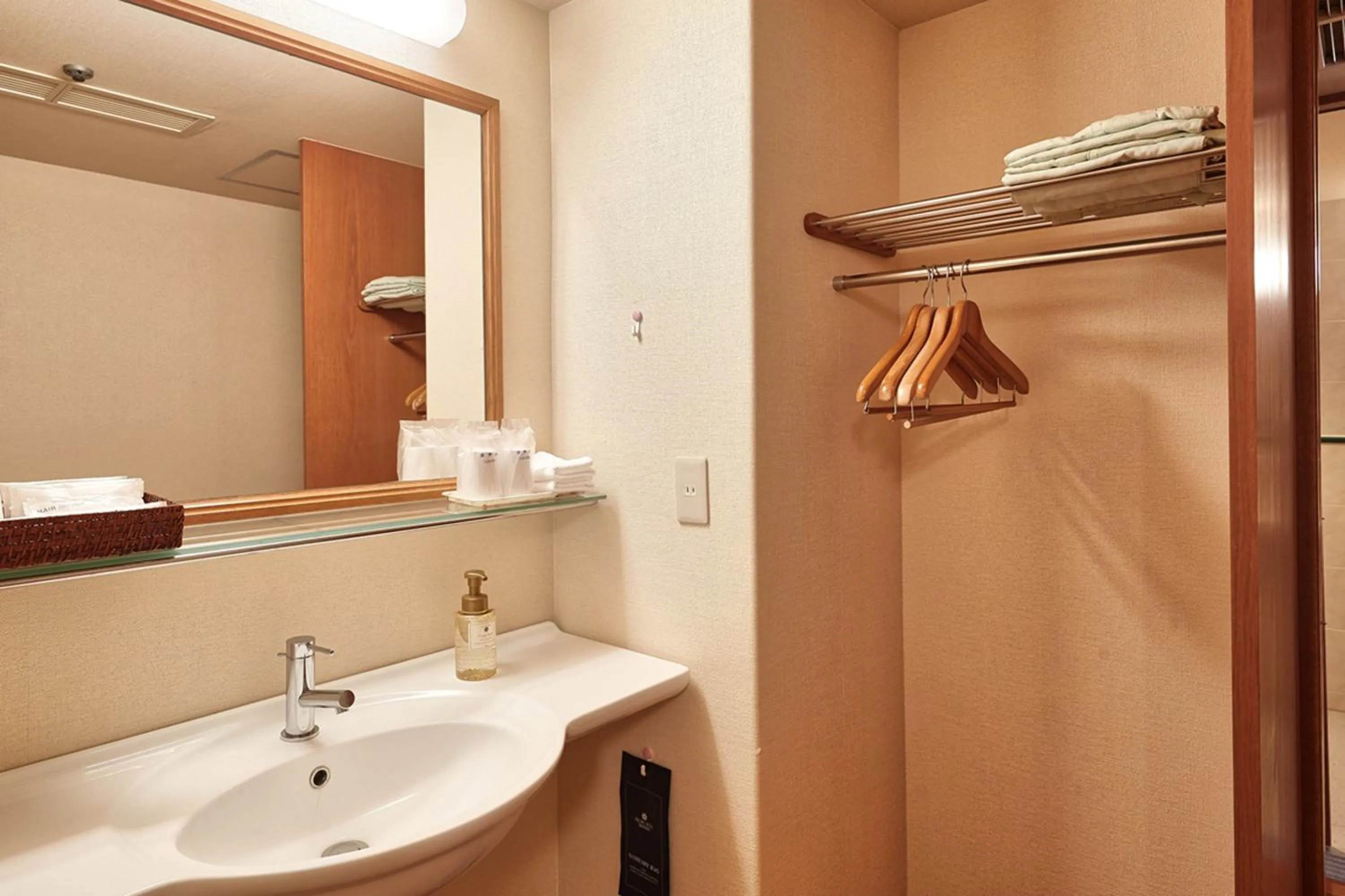 Photo of the whole room in Pacific Hotel Okinawa