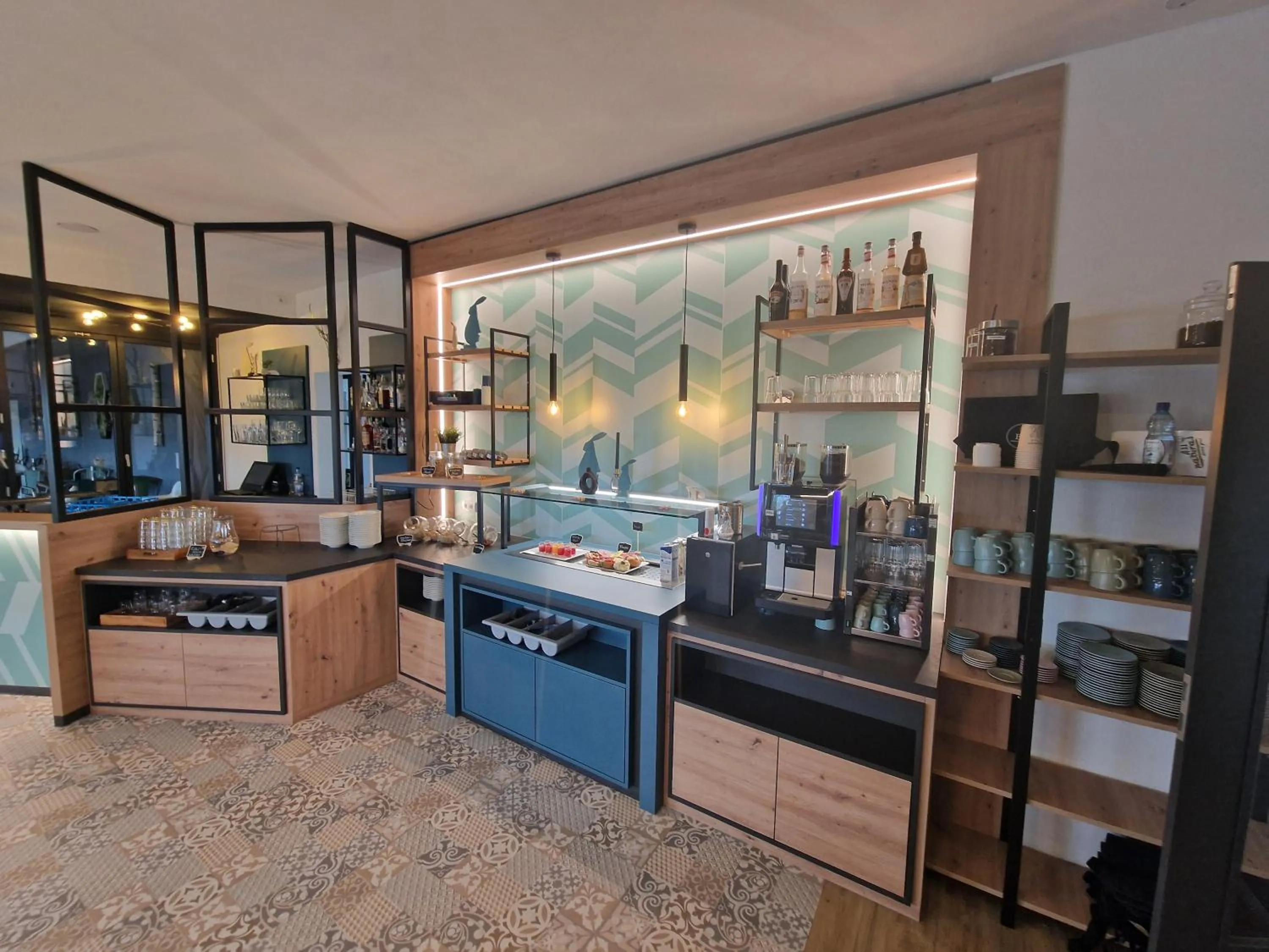 Buffet breakfast in Berghotel Kristall