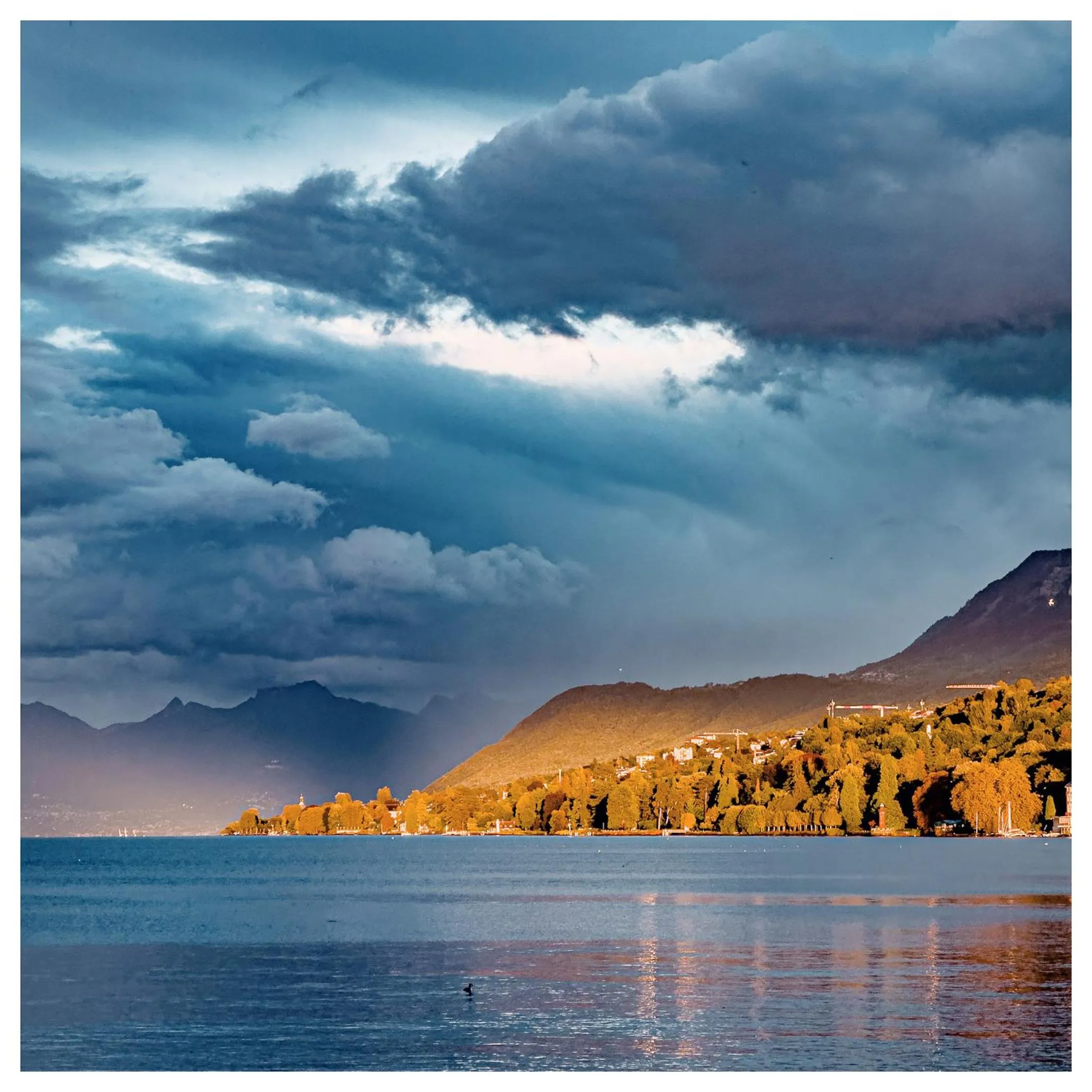 Mountain view in Hôtel De La Plage