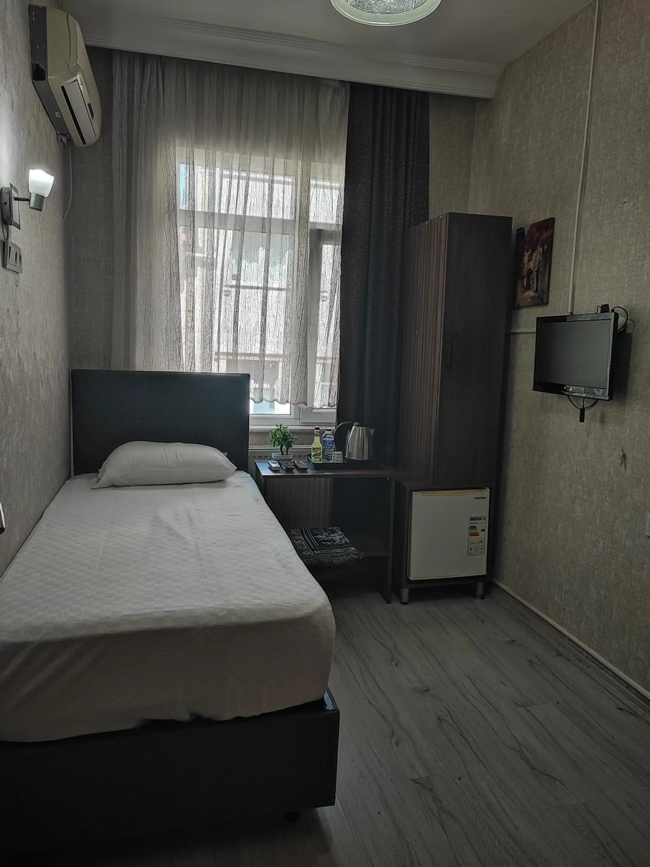 Single Room in Fatih Hotel Erciyes Single Room in Fatih Hotel Erciyes