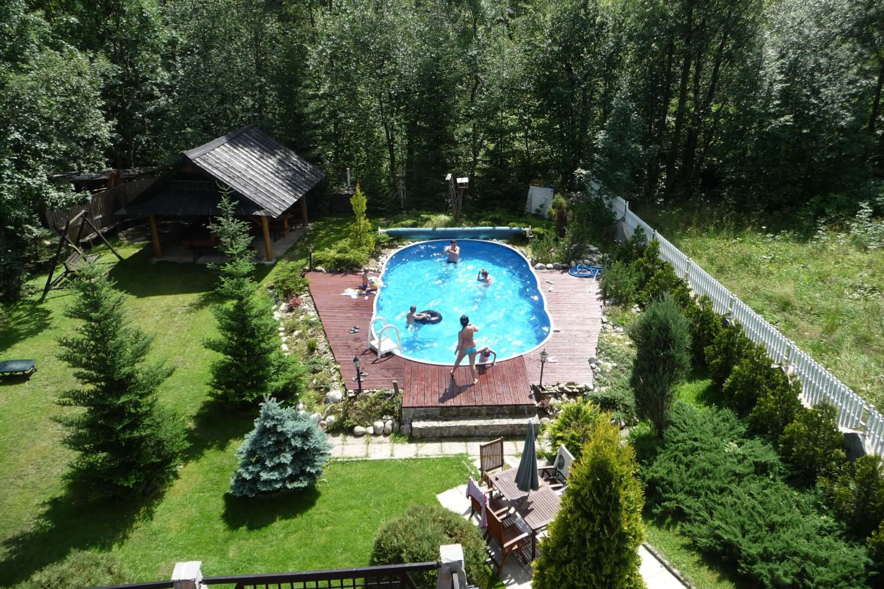 Pool view in Willa Limba